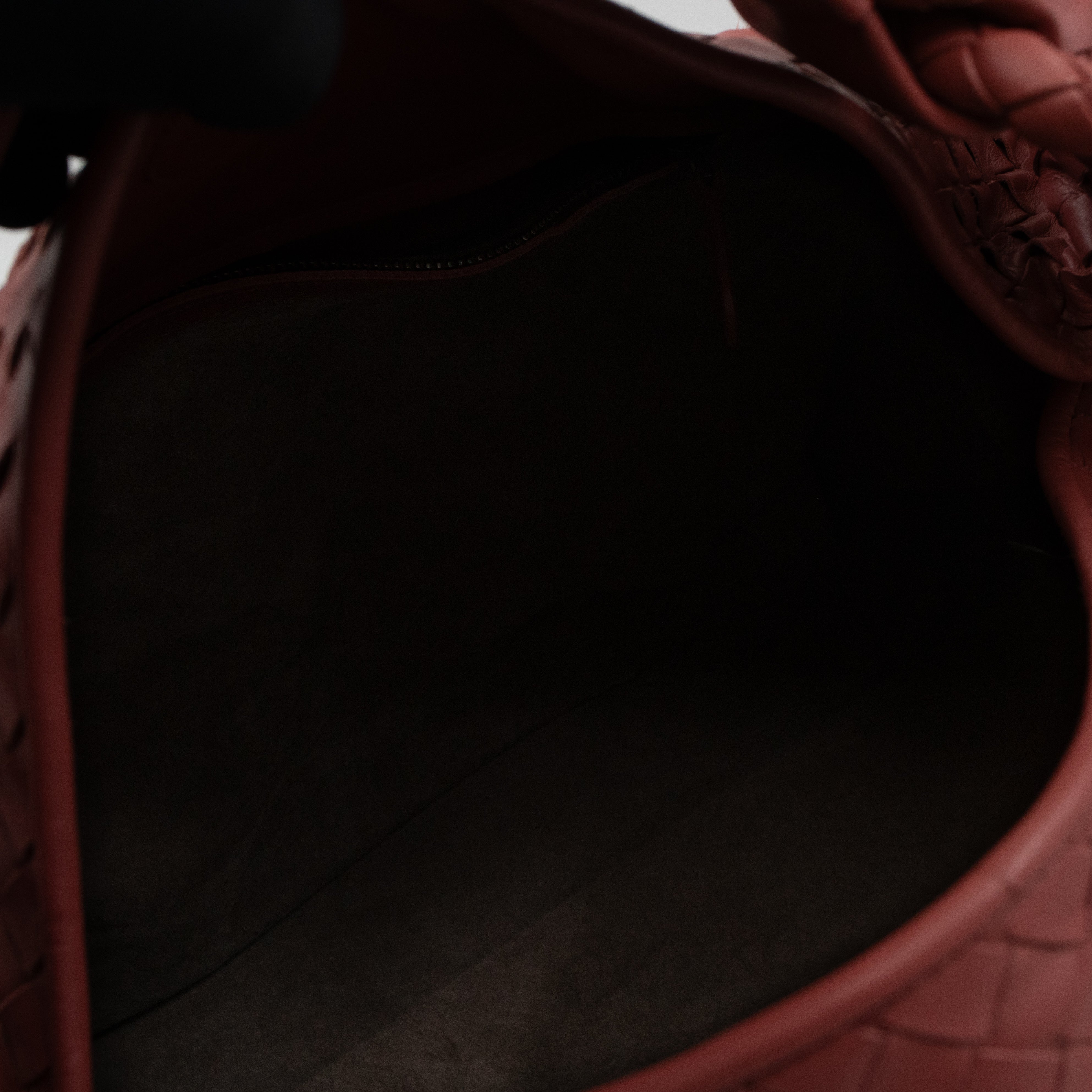 Sloane Hobo Bag Intrecciato Mauve Leather