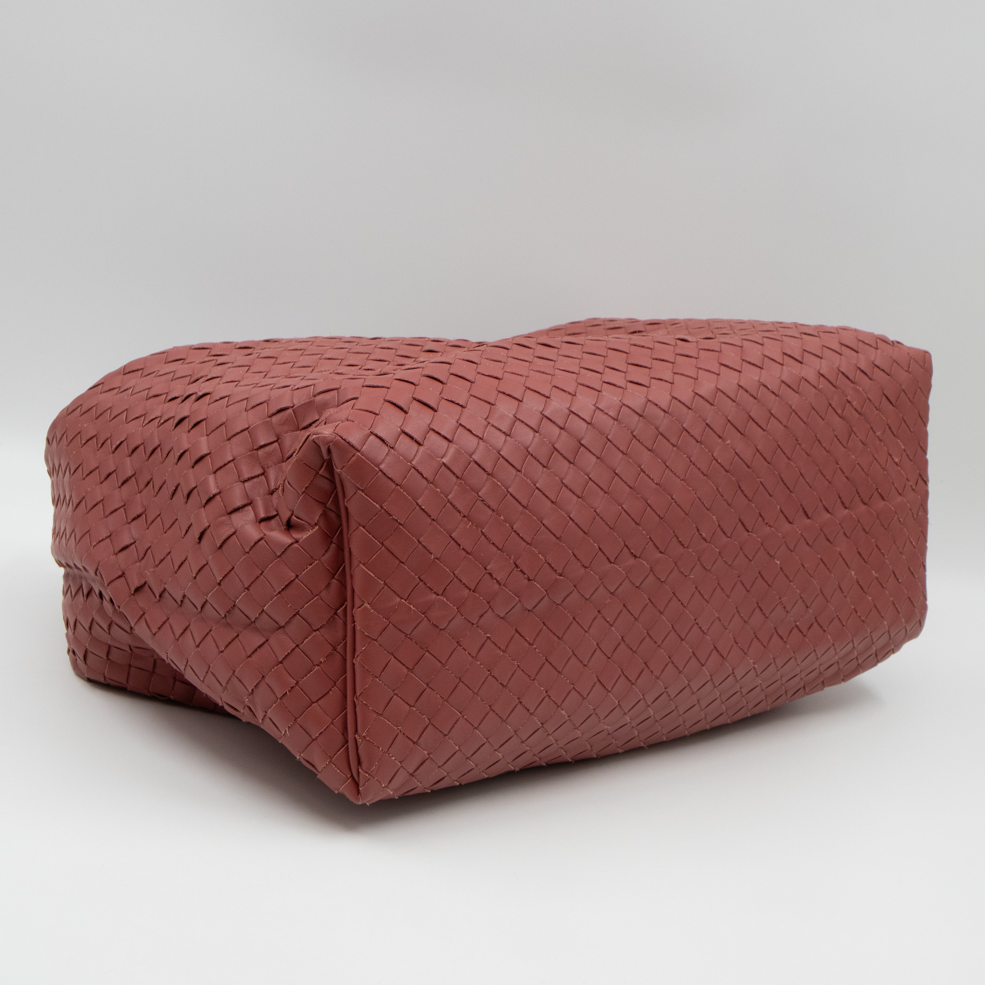 Sloane Hobo Bag Intrecciato Mauve Leather