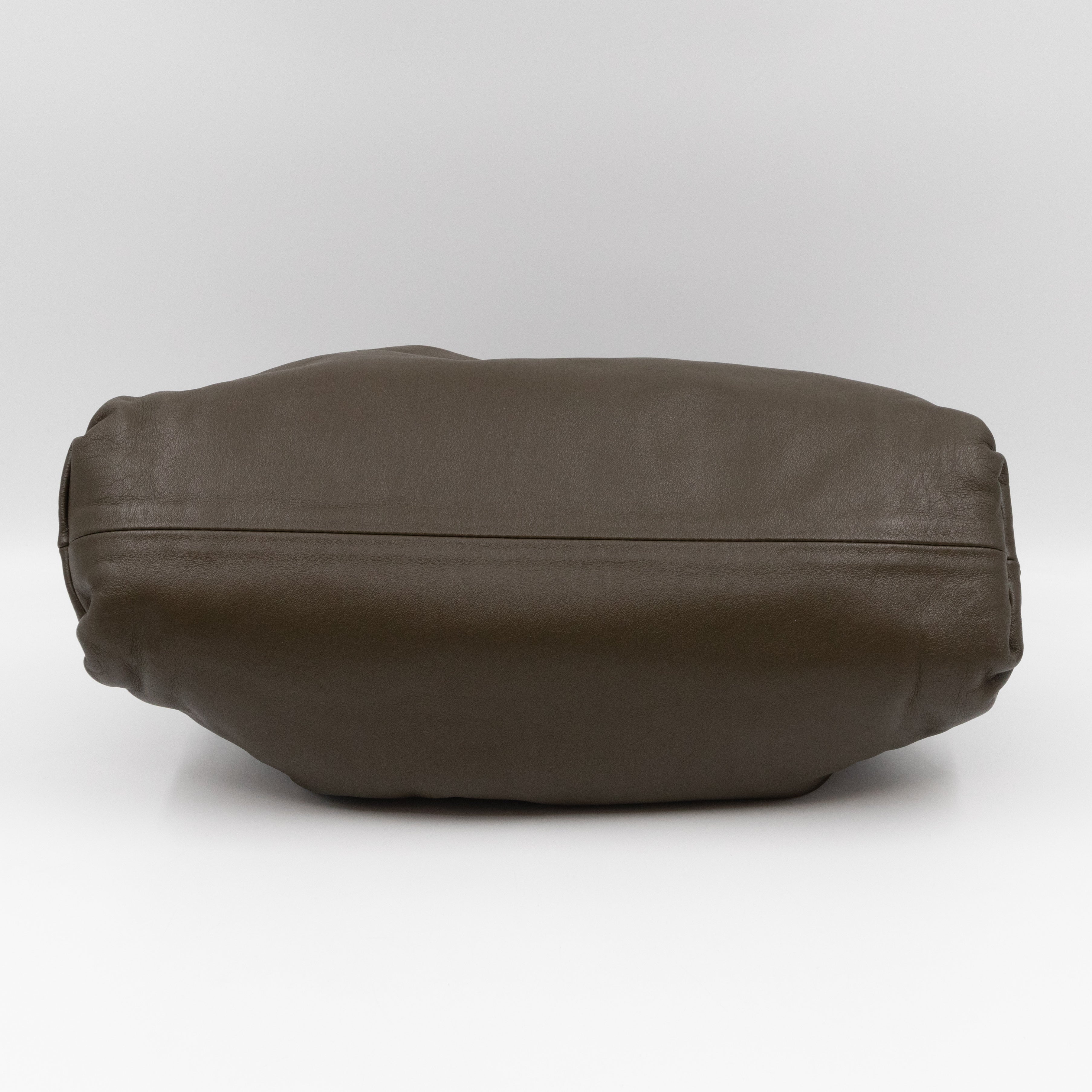 The Pouch Clutch Leather Green