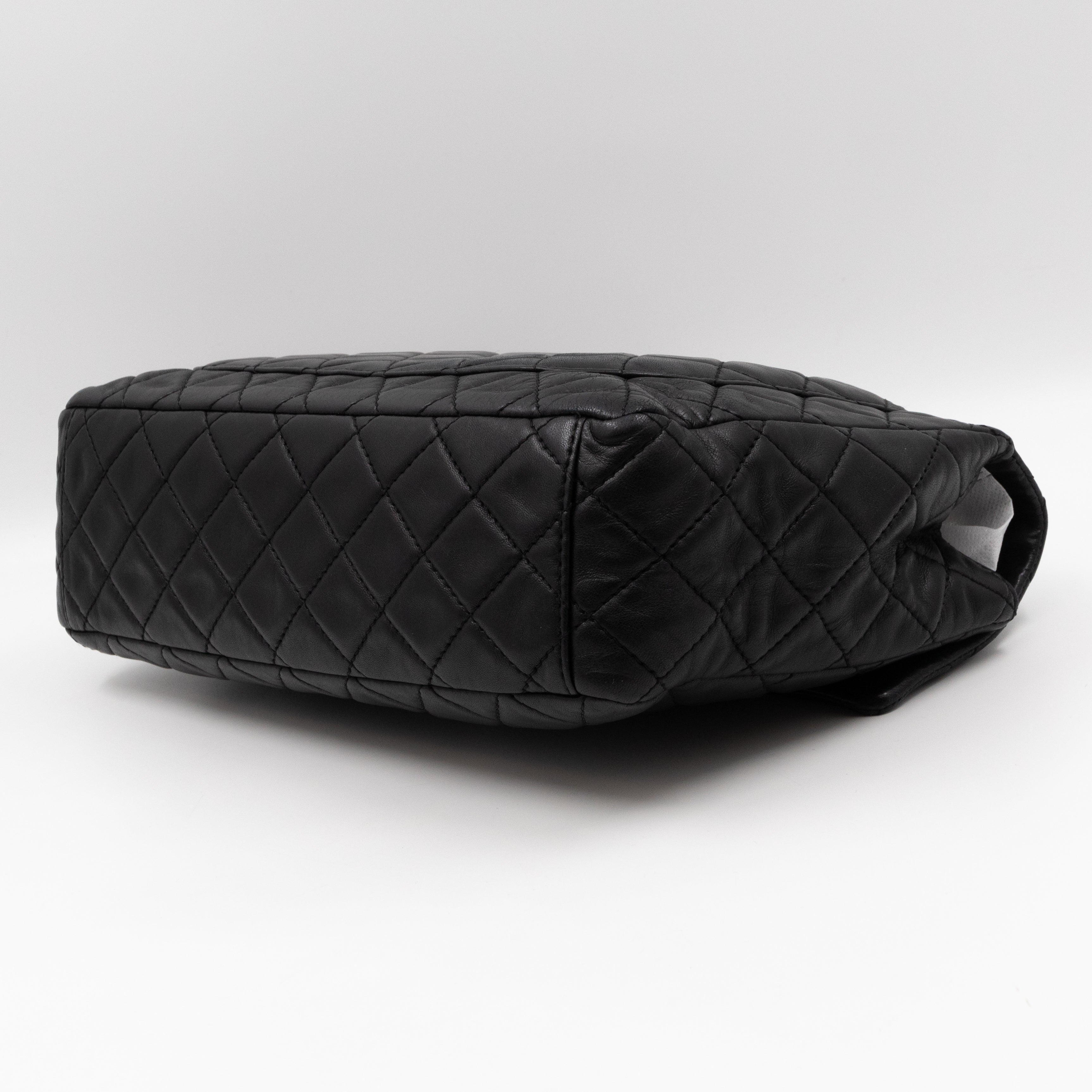 Classic Single Flap Maxi Black Lambskin Silver