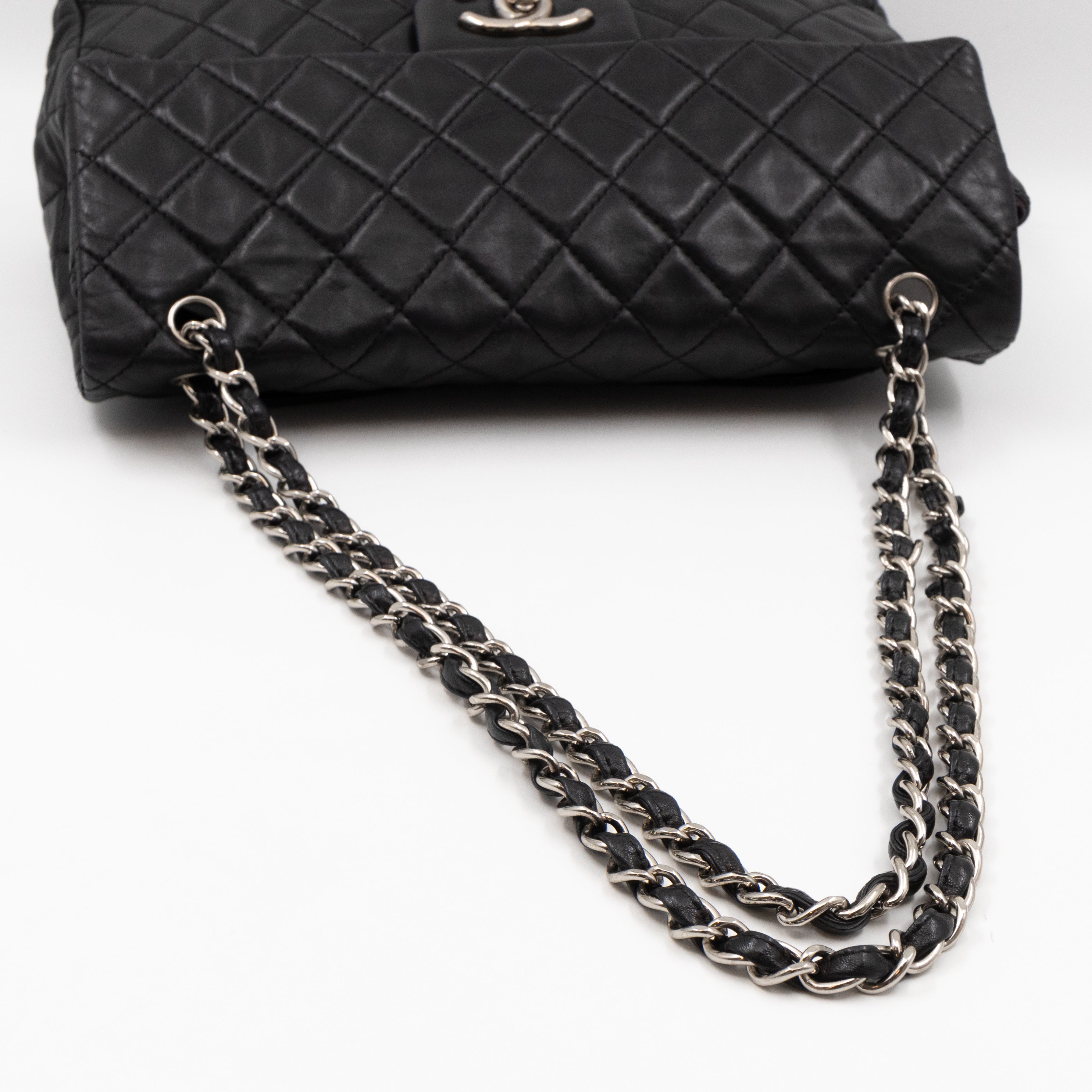 Classic Single Flap Maxi Black Lambskin Silver