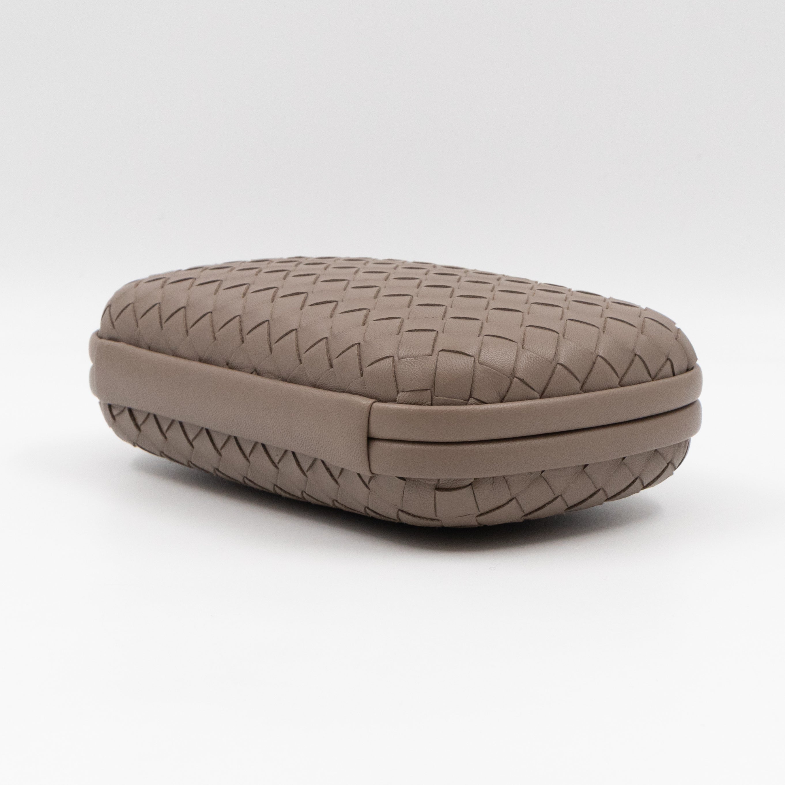 Knot Clutch with Chain Intrecciato Greige Leather