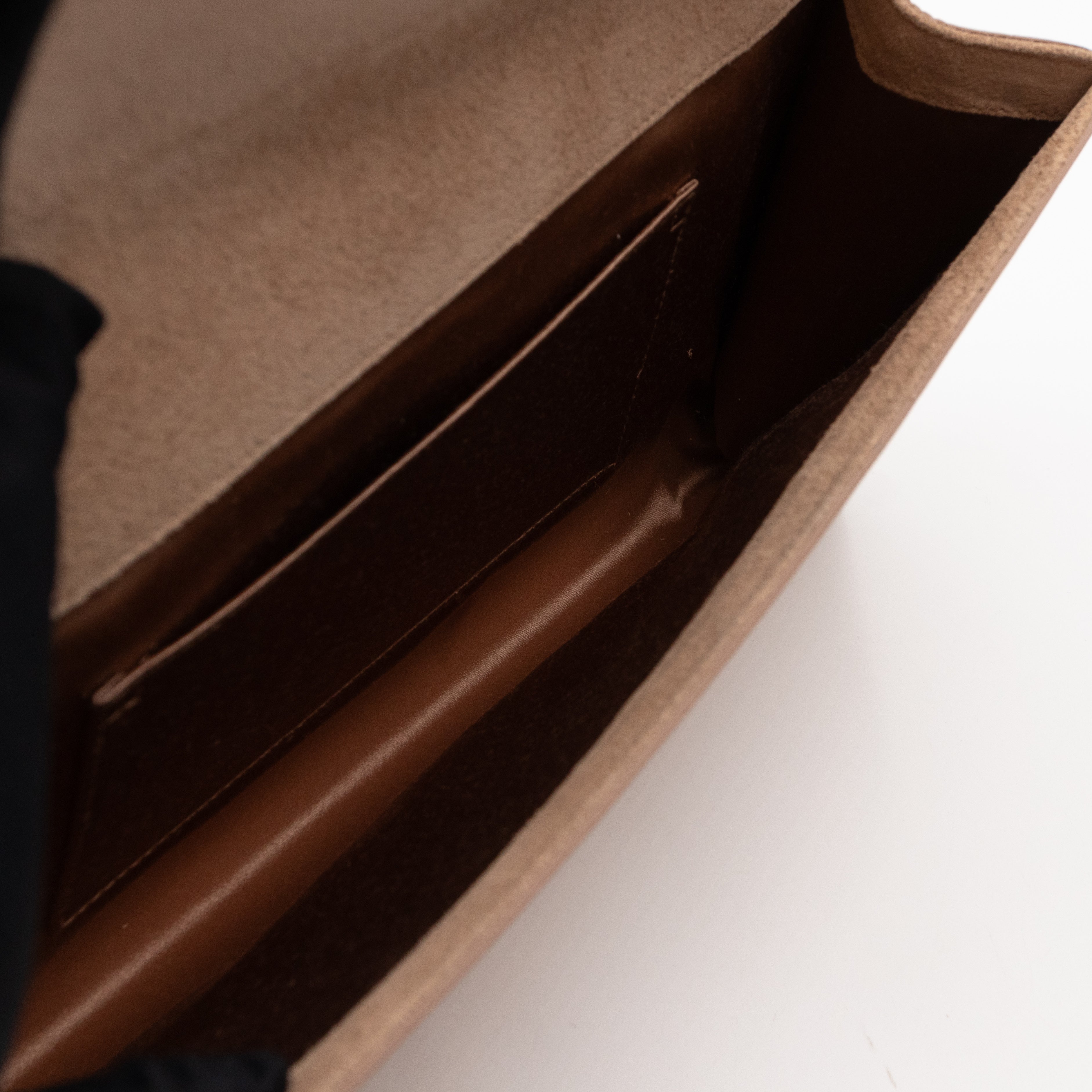 Belle De Jour Clutch Large Patent Leather Rose Beige