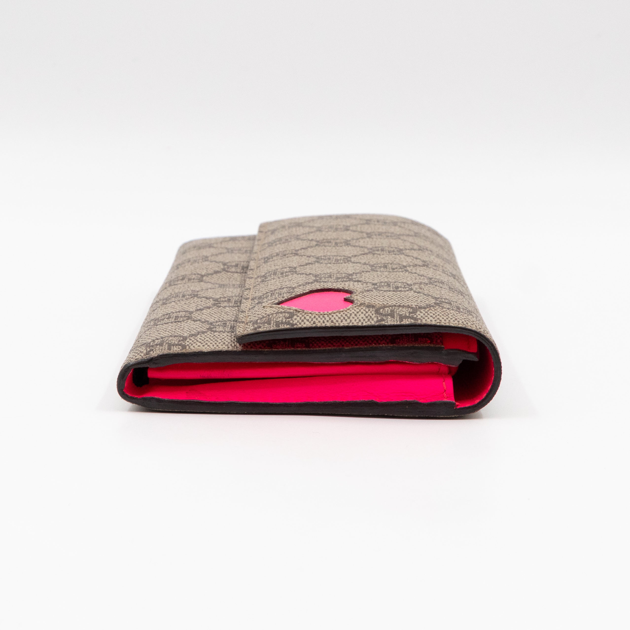Continental Heart Long Wallet GG Supreme Monogram Neon Pink