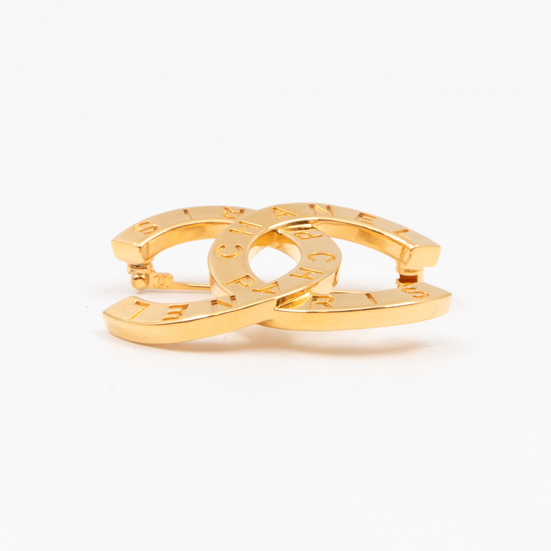 CC Brooch Letters Gold