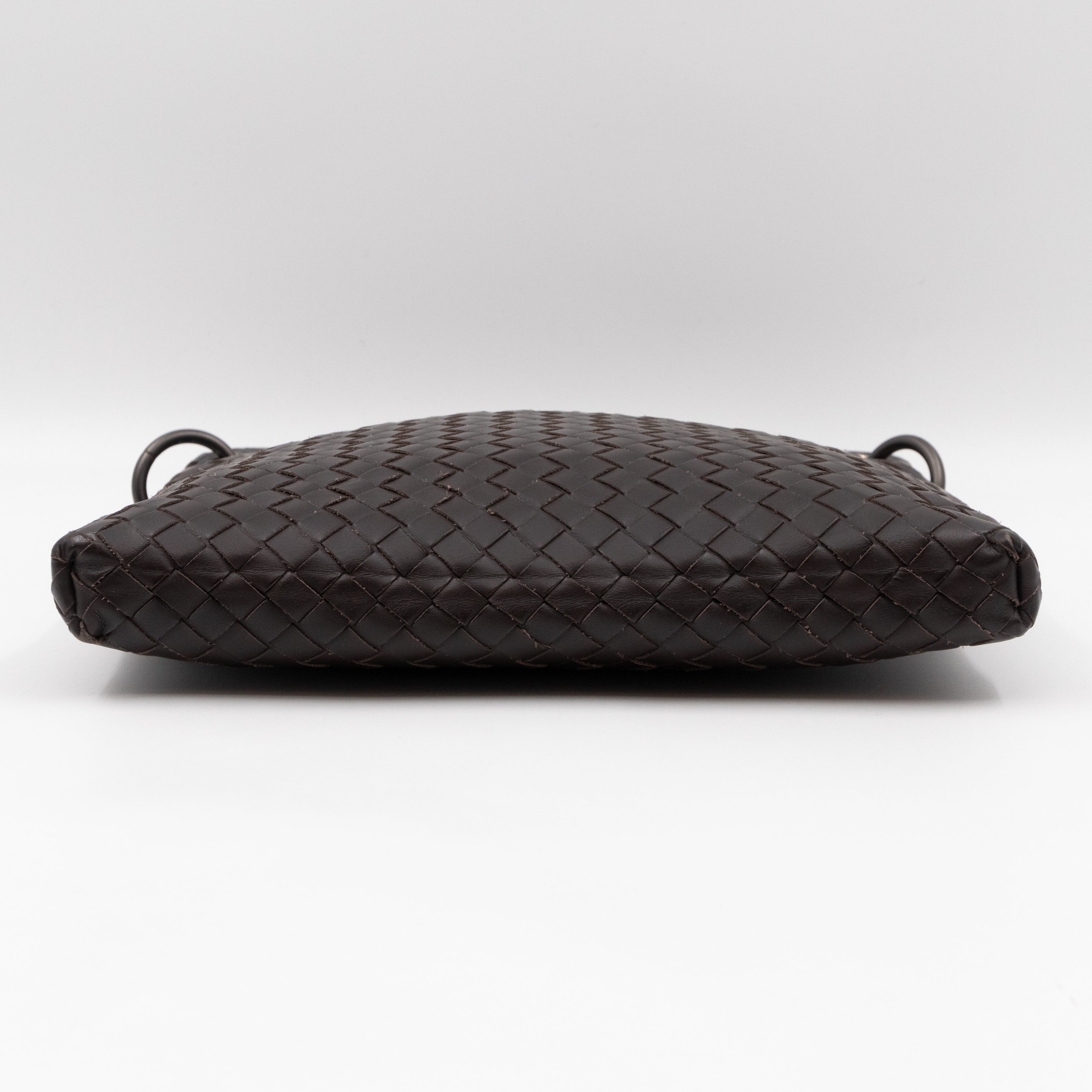 Flat Messenger Bag Intrecciato Dark Brown Leather