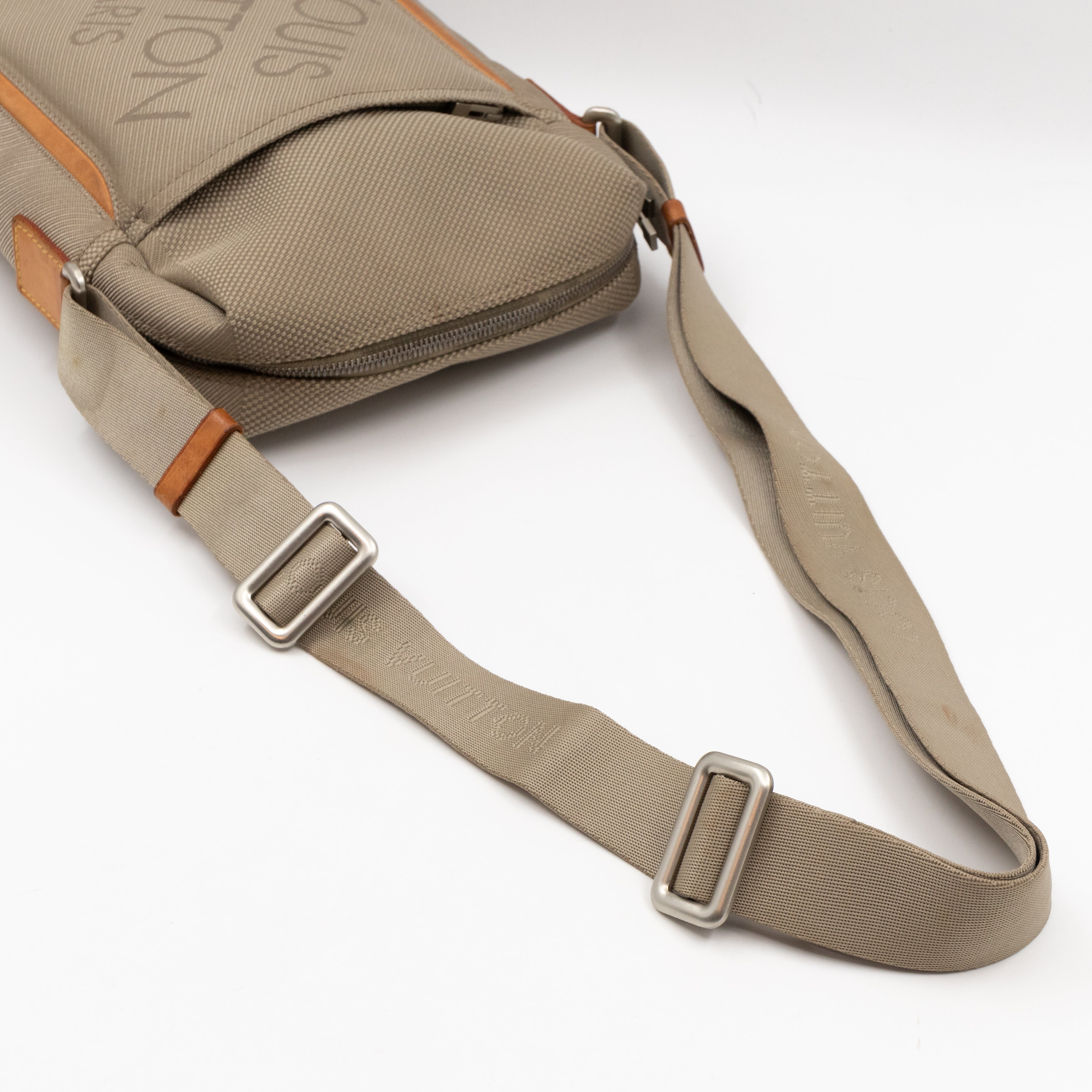 Citadin Messenger Bag Damier Geant Sable