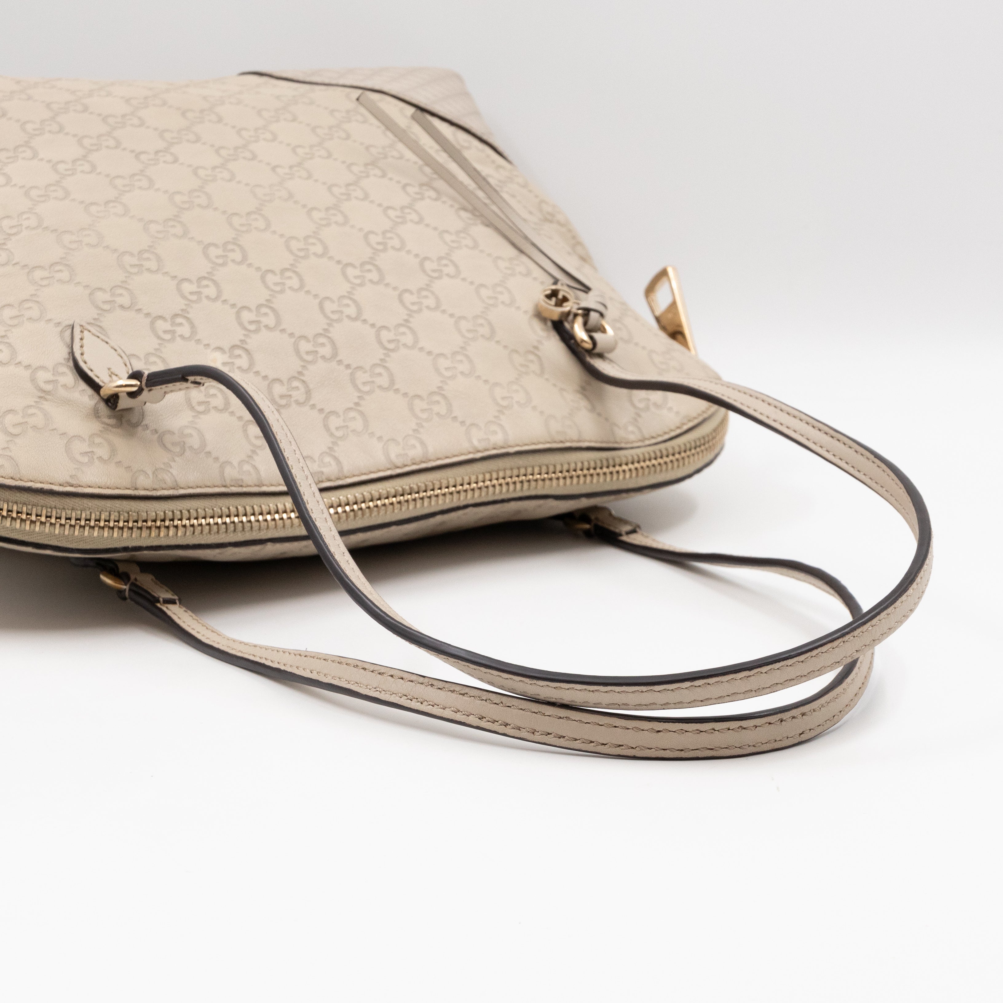 Bree Shoulder Bag White Guccissima Leather
