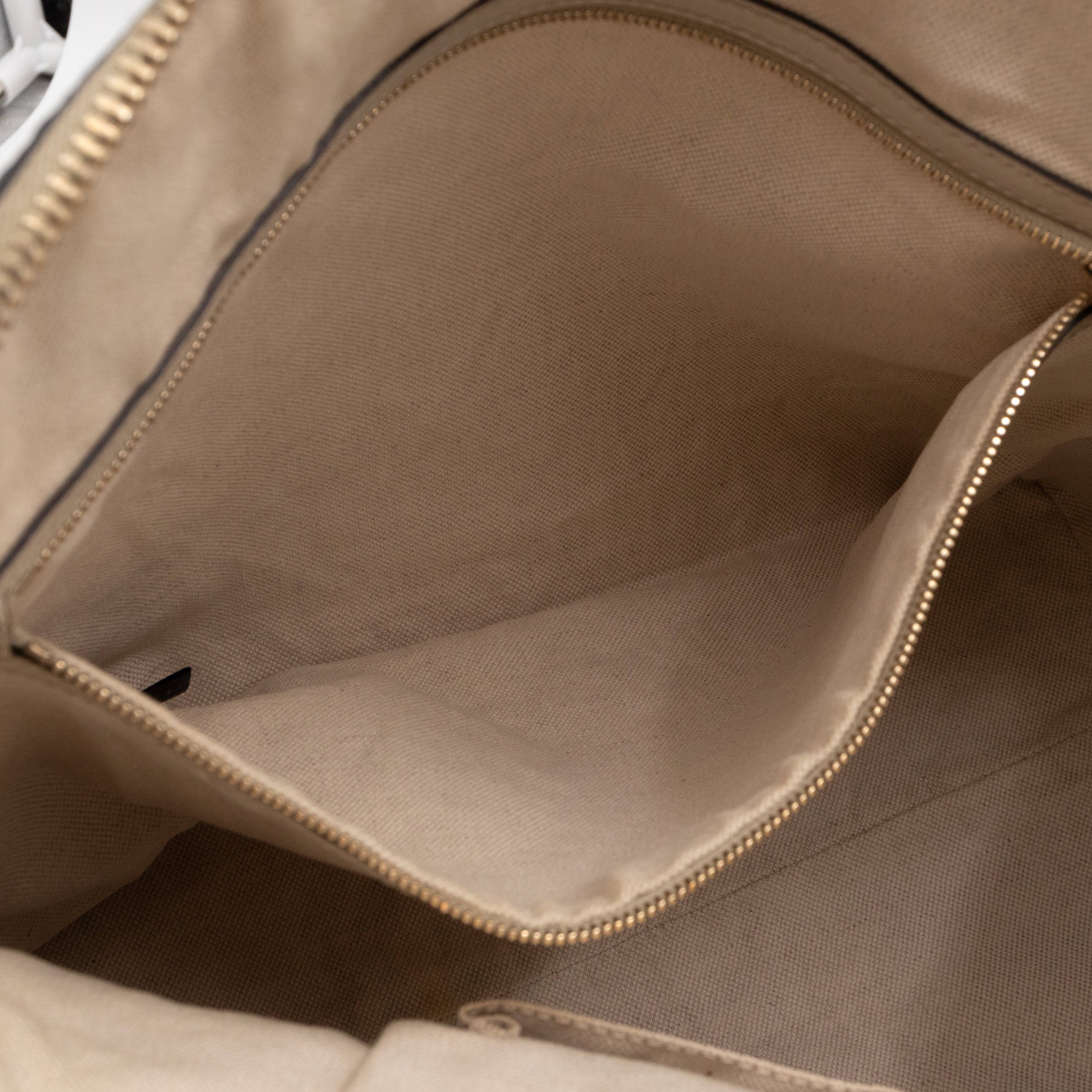 Bree Shoulder Bag White Guccissima Leather