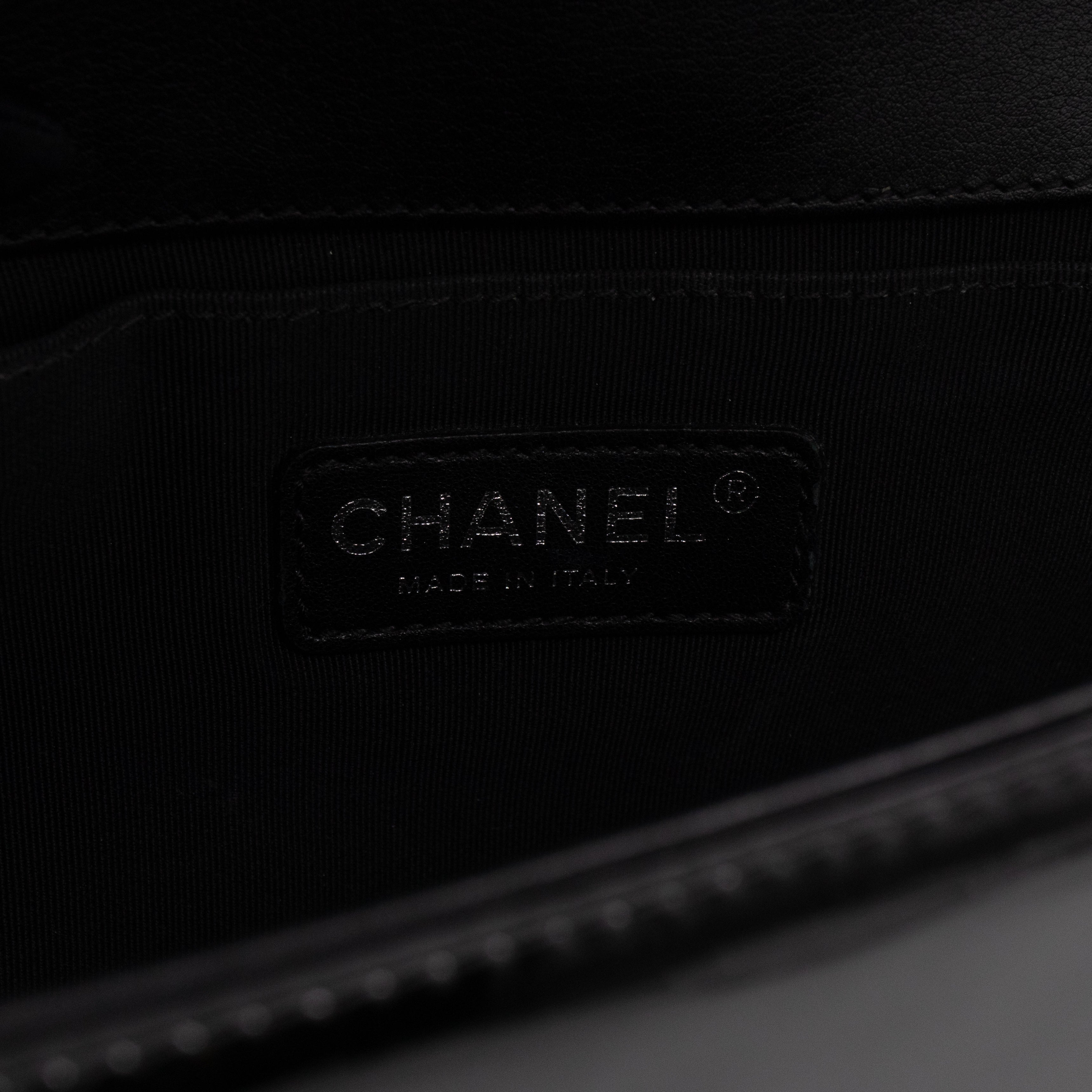 Boy Bag Old Medium Black Patent Leather with Plexiglass Lock