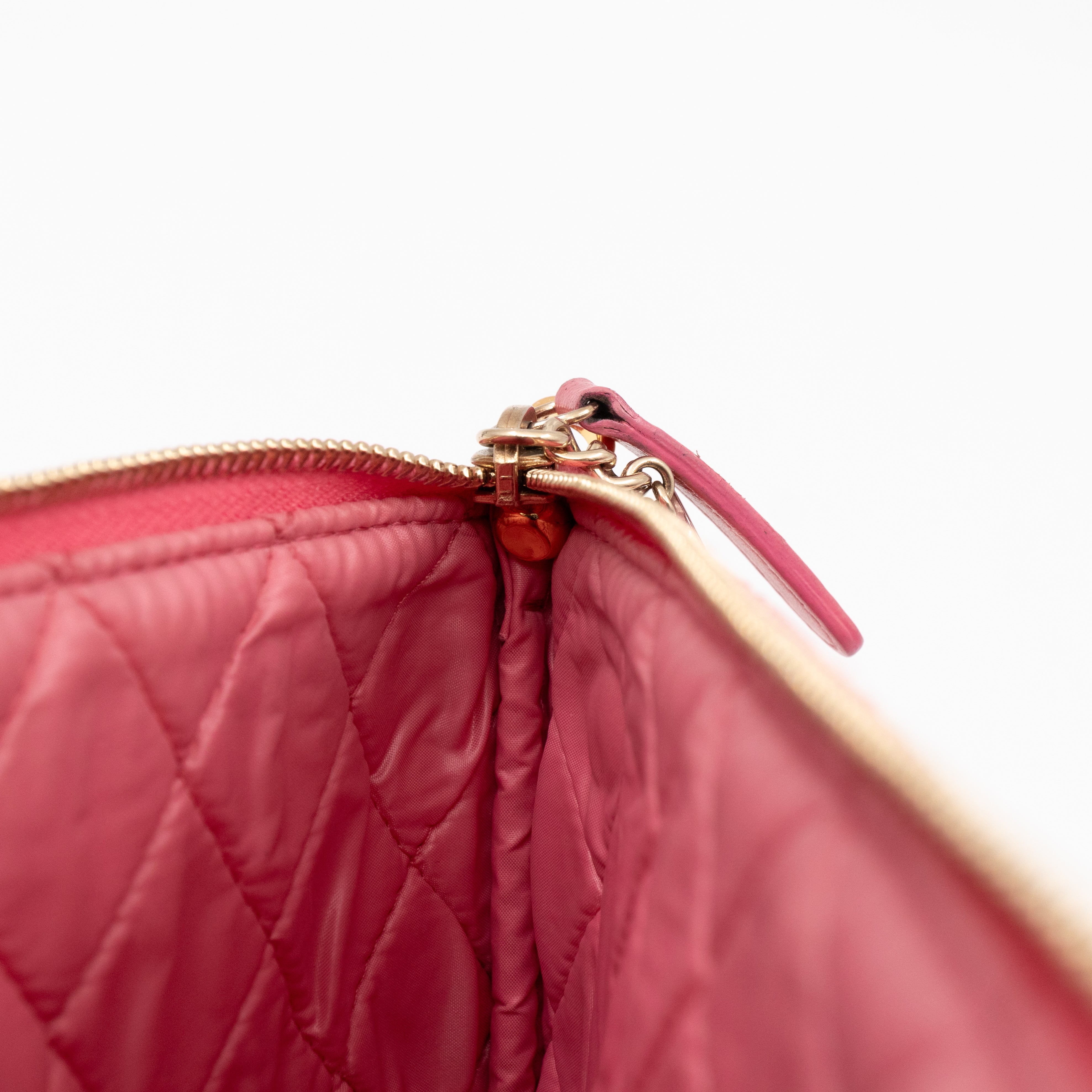 Casino Medium O Case Pink Leather with Charms