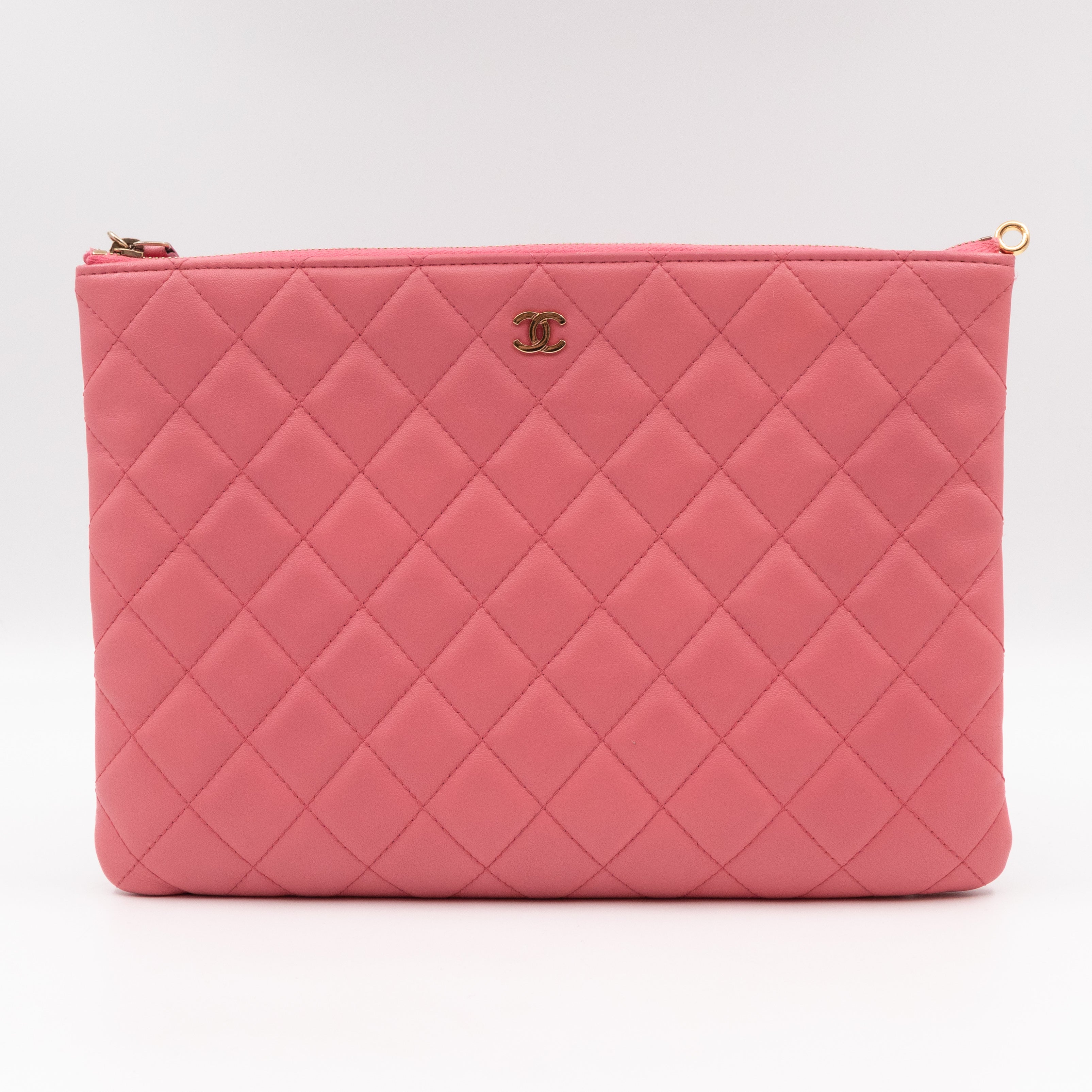 Casino Medium O Case Pink Leather with Charms
