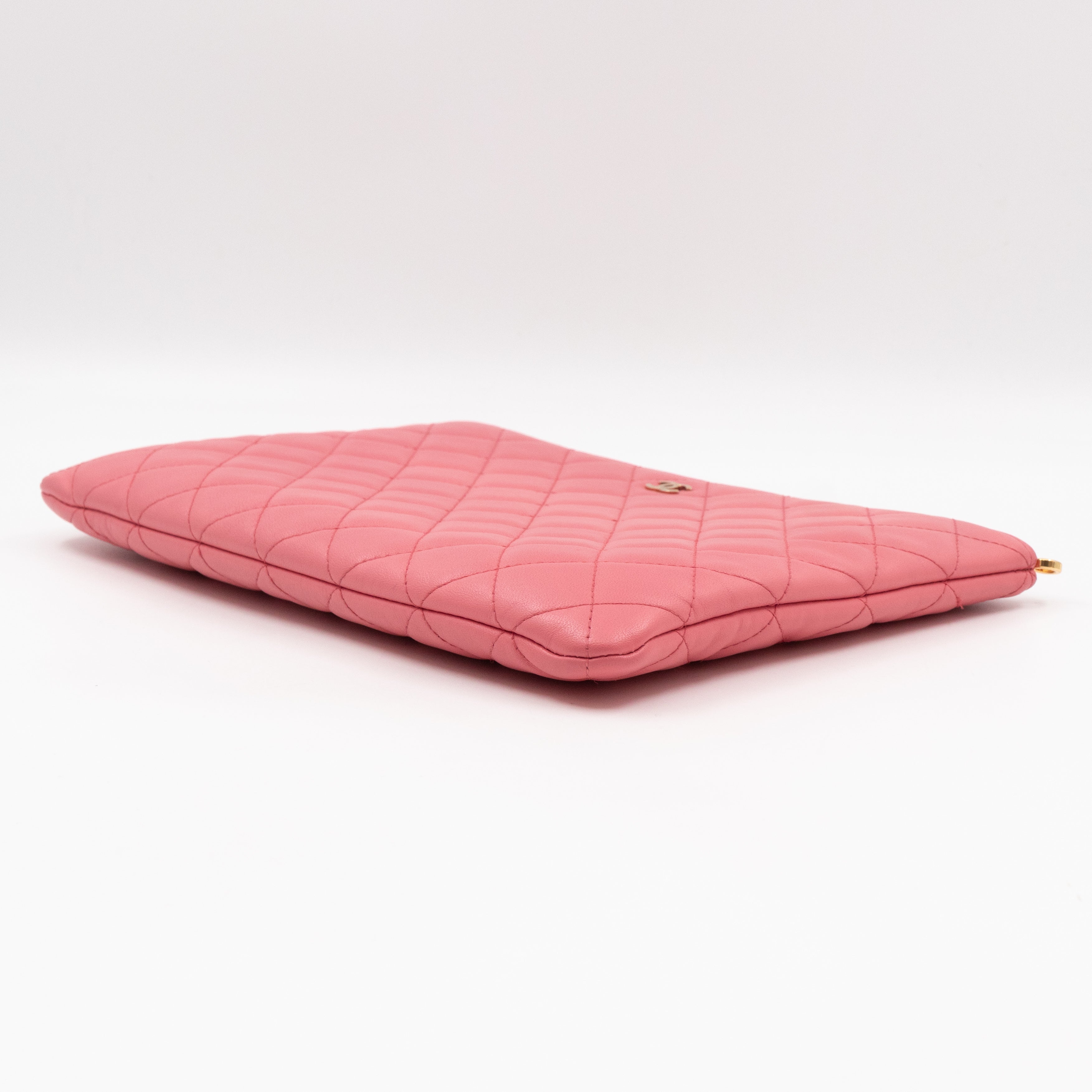 Casino Medium O Case Pink Leather with Charms