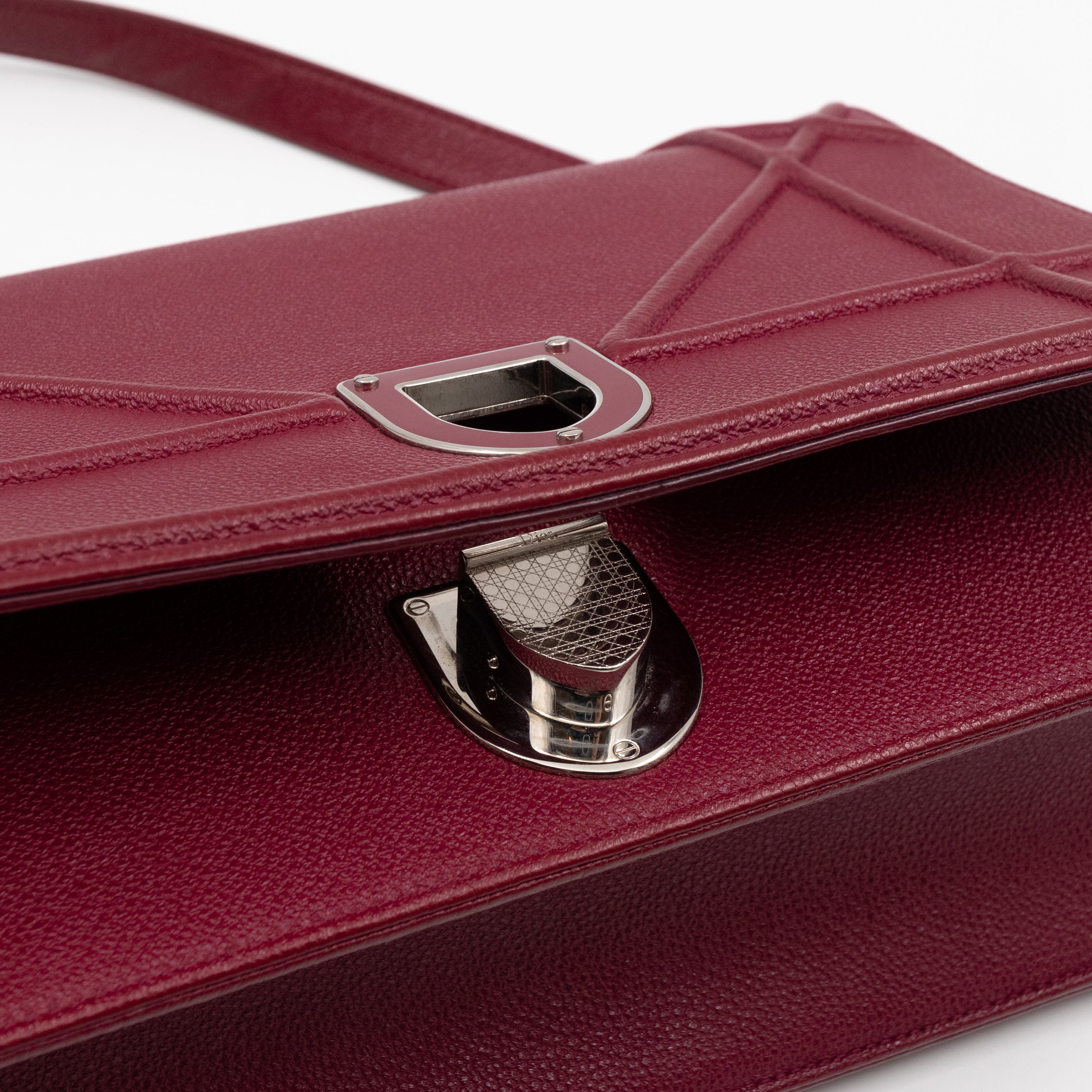 Diorama Medium Flap Bag Burgundy Leather