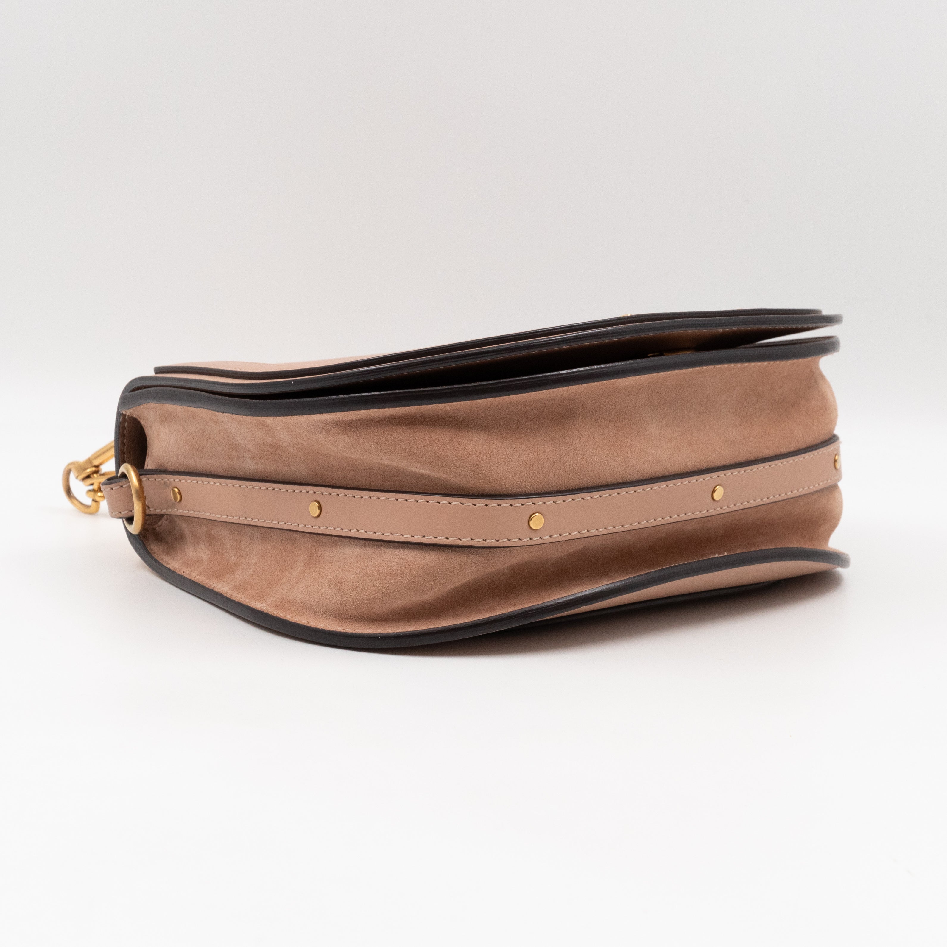 Nile Bracelet Bag Medium Beige Leather