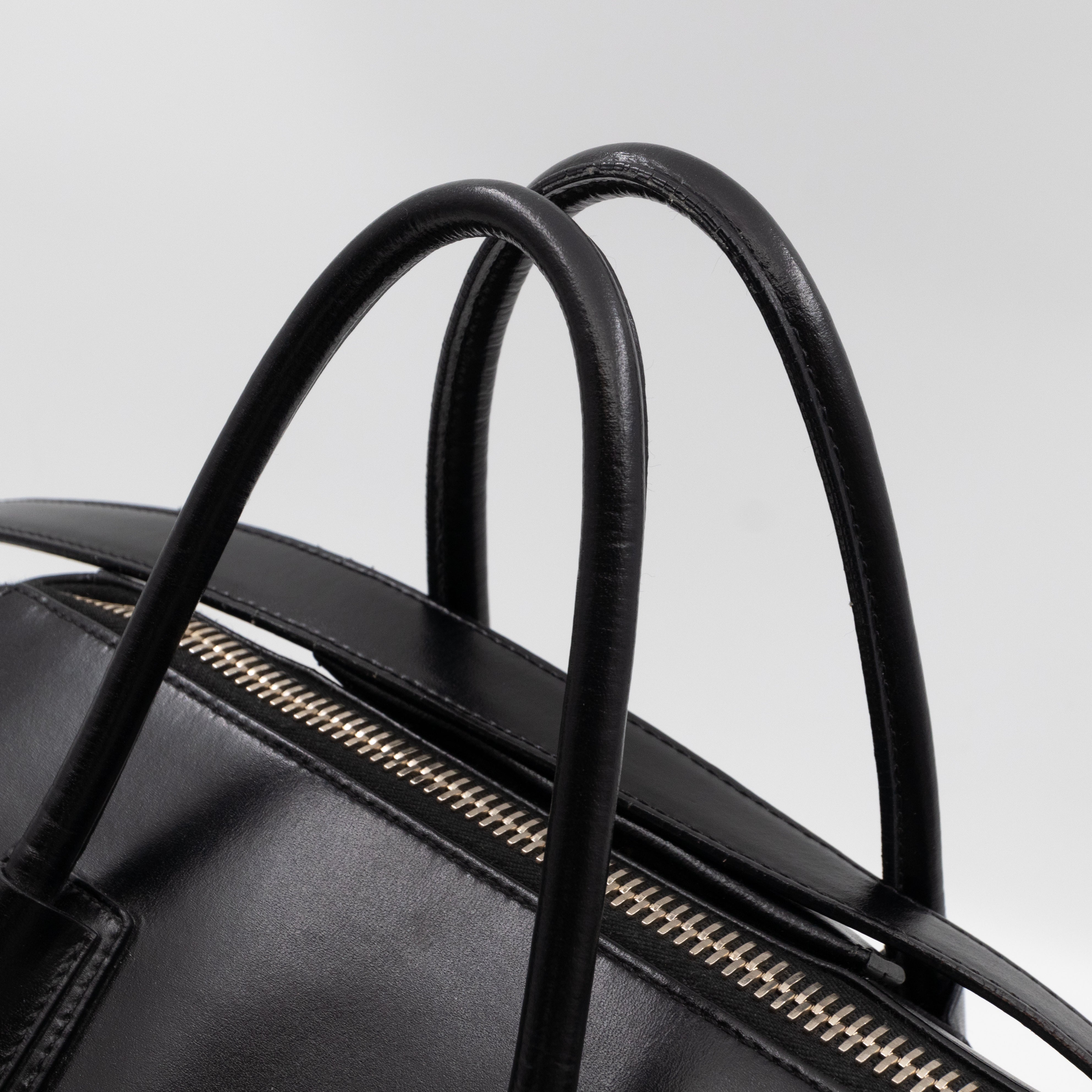 Antigona Large Black Leather
