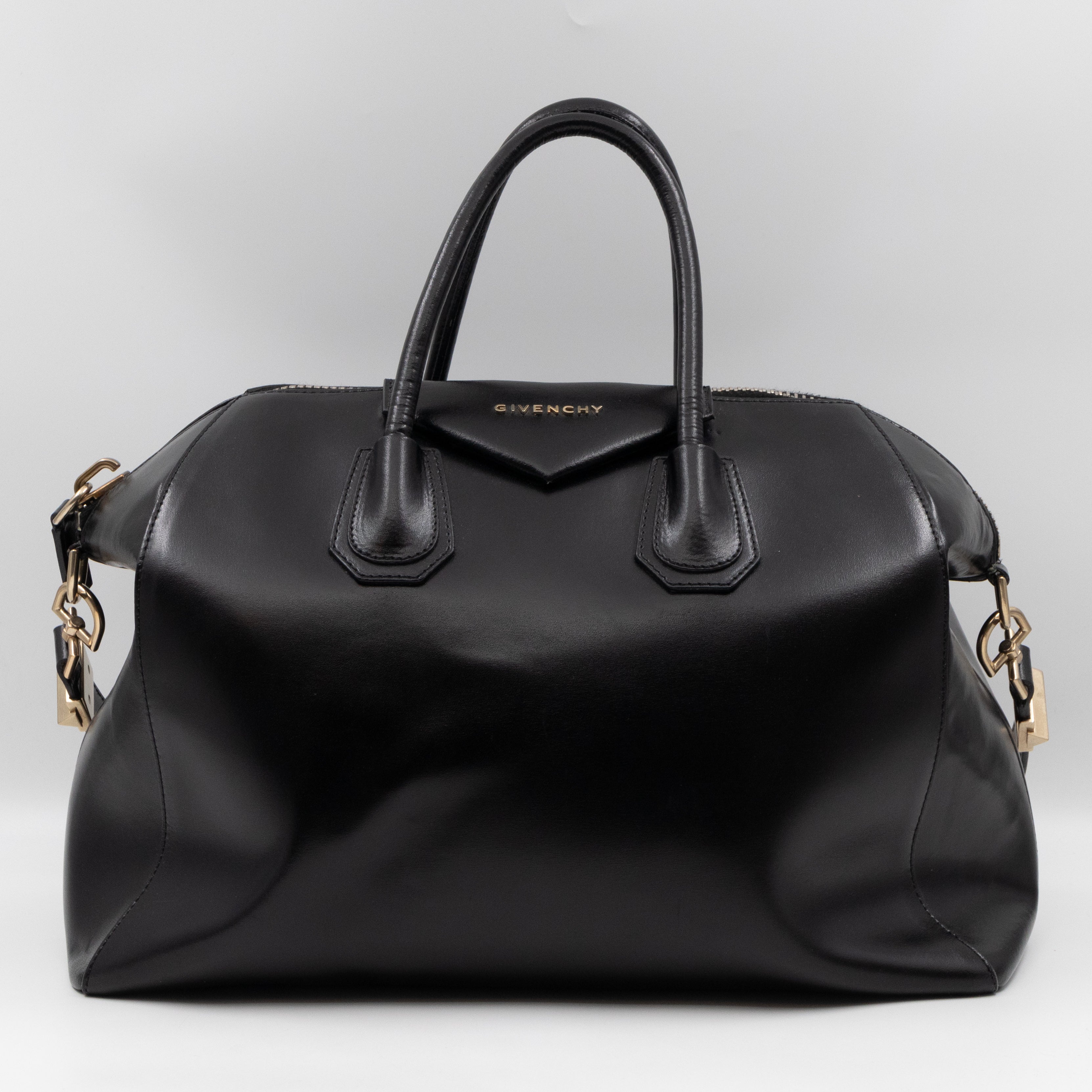 Antigona Large Black Leather