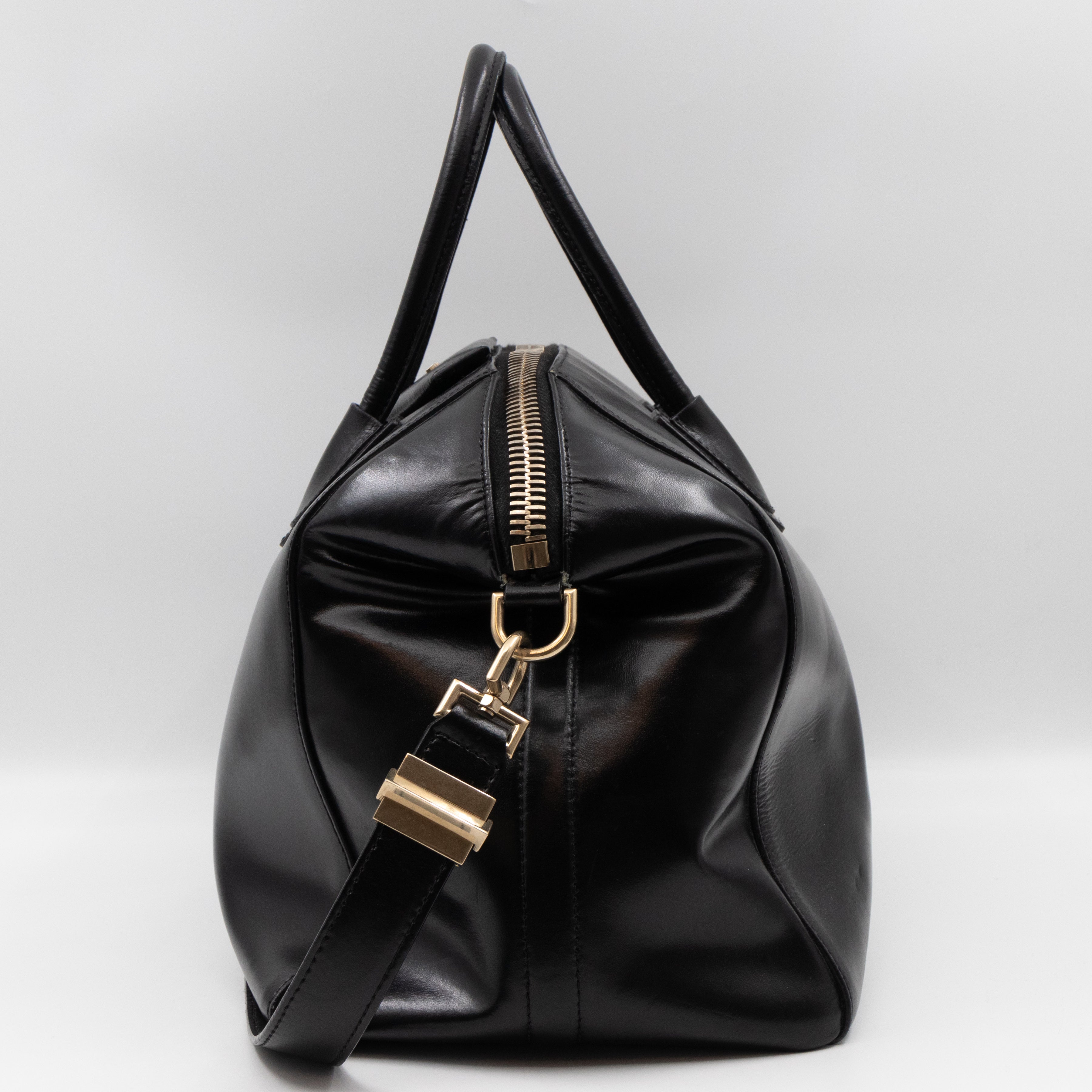 Antigona Large Black Leather