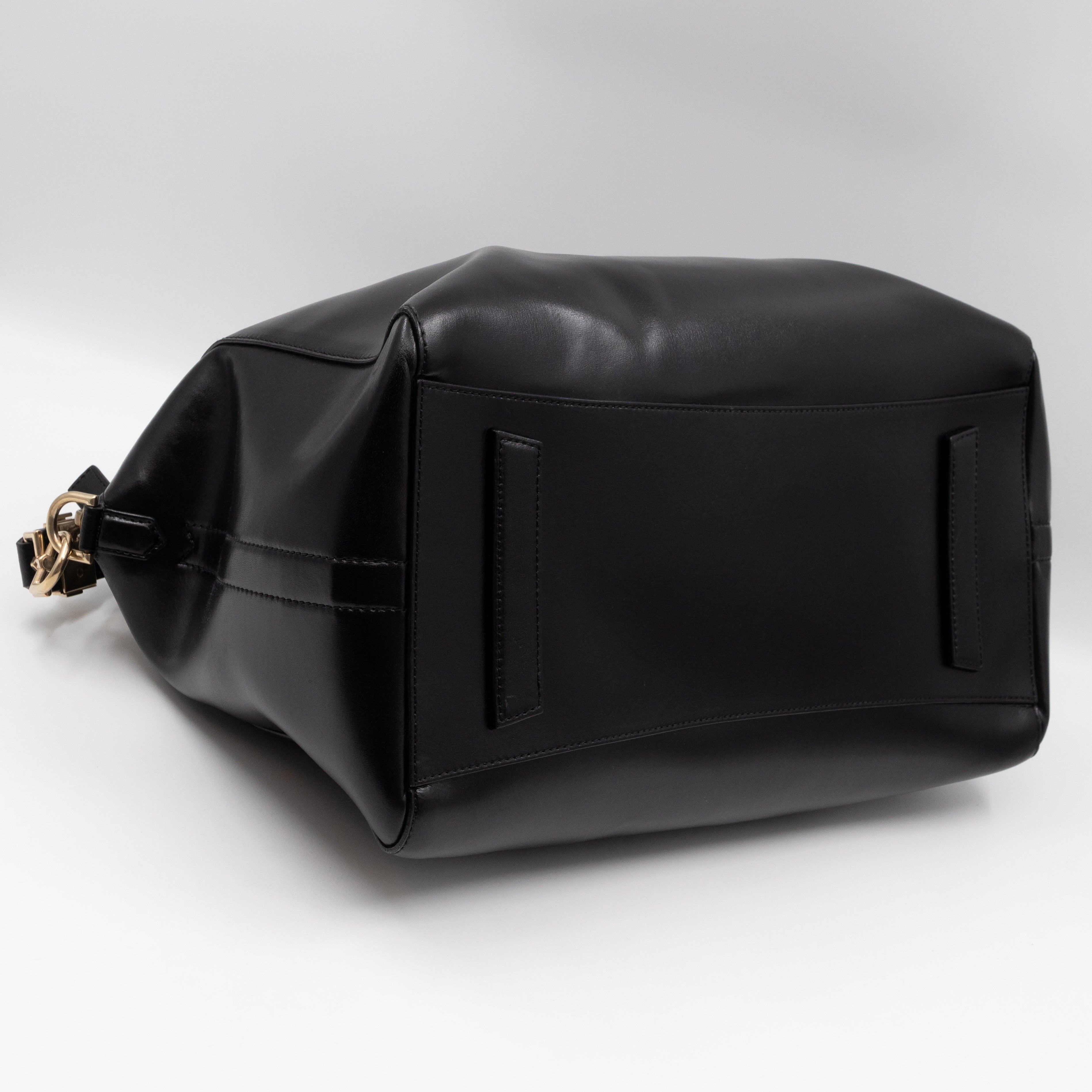 Antigona Large Black Leather
