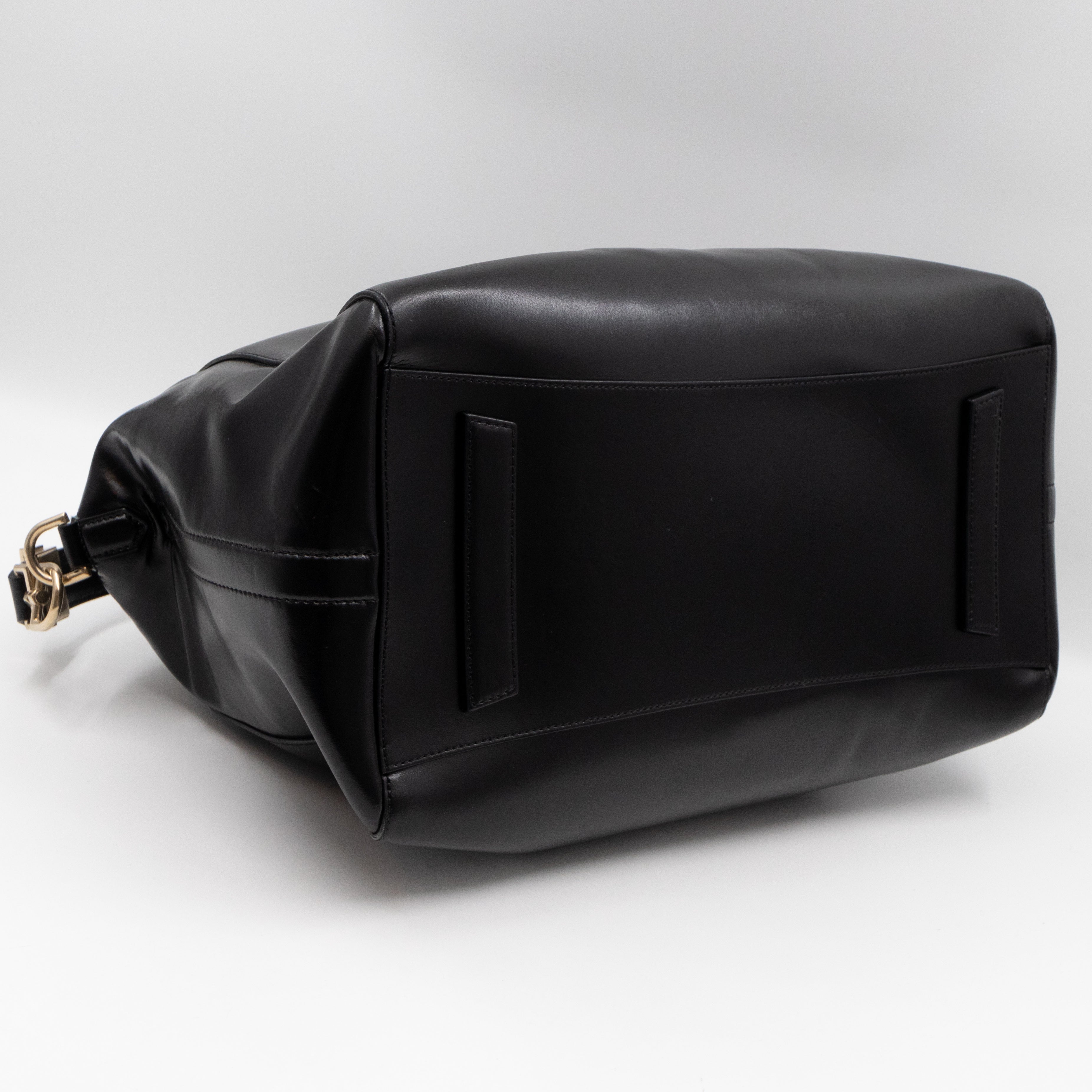 Antigona Large Black Leather