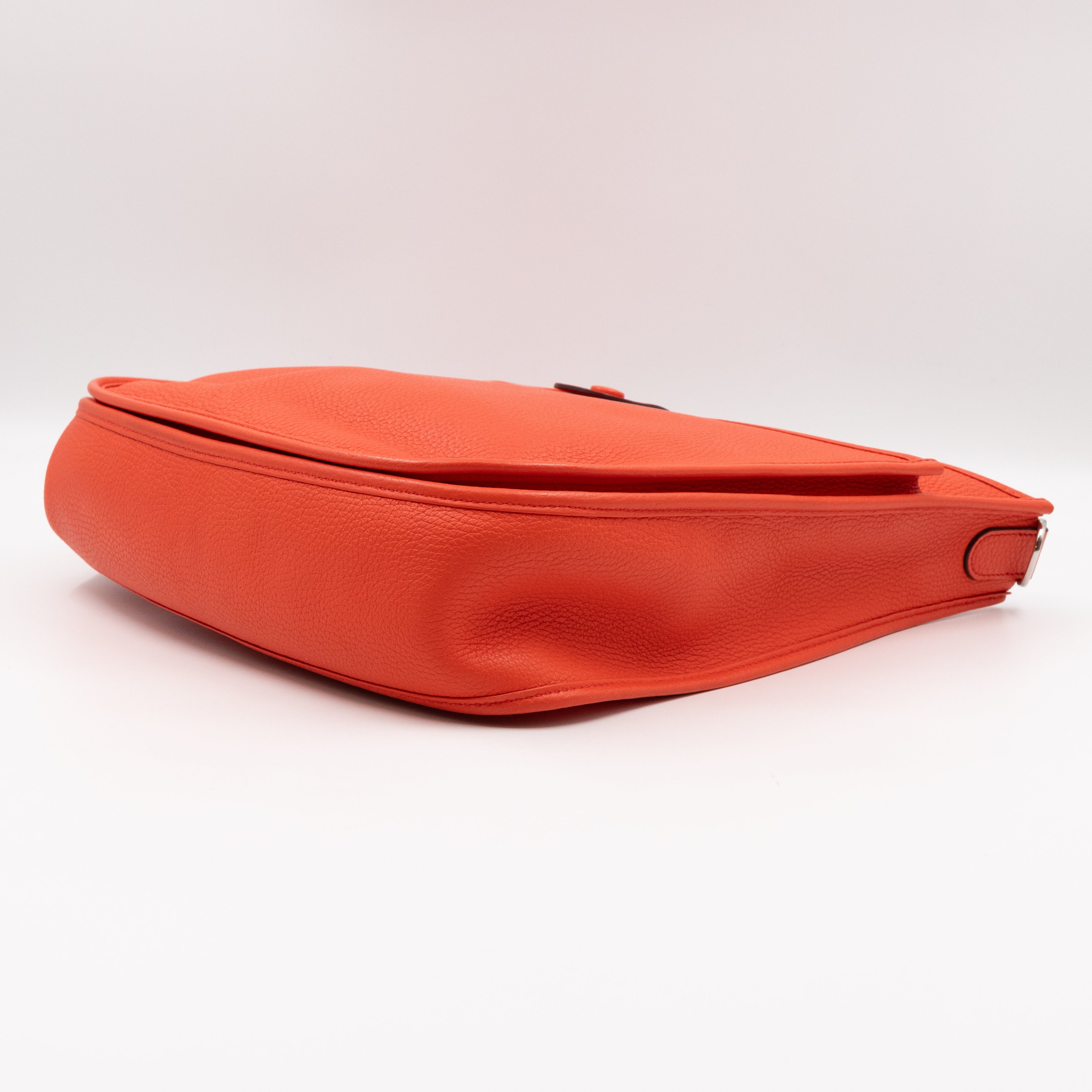 Evelyne III 33 Orange Feu Leather