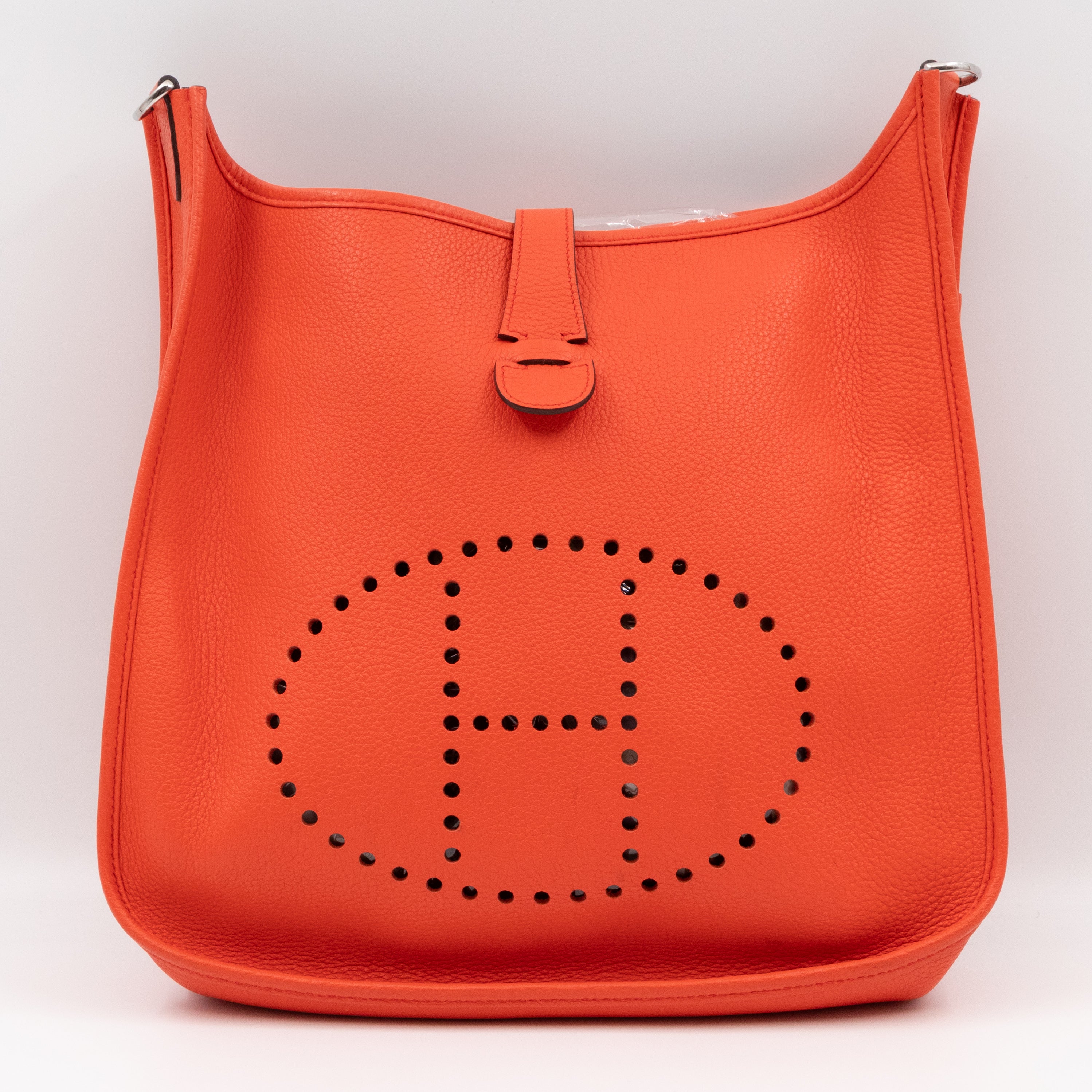 Evelyne III 33 Orange Feu Leather