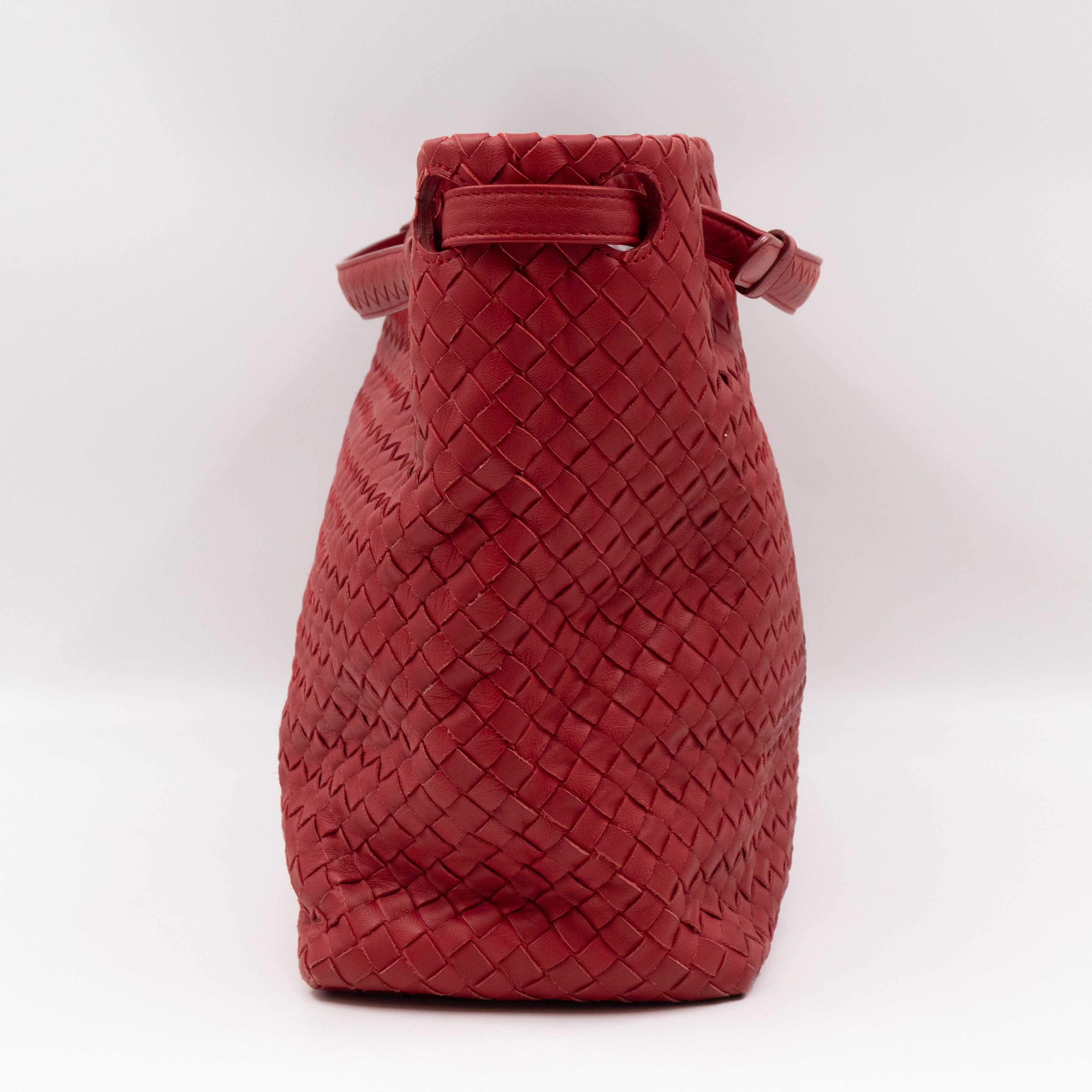 Garda Bella Shoulder Bag Red Intrecciato Lether