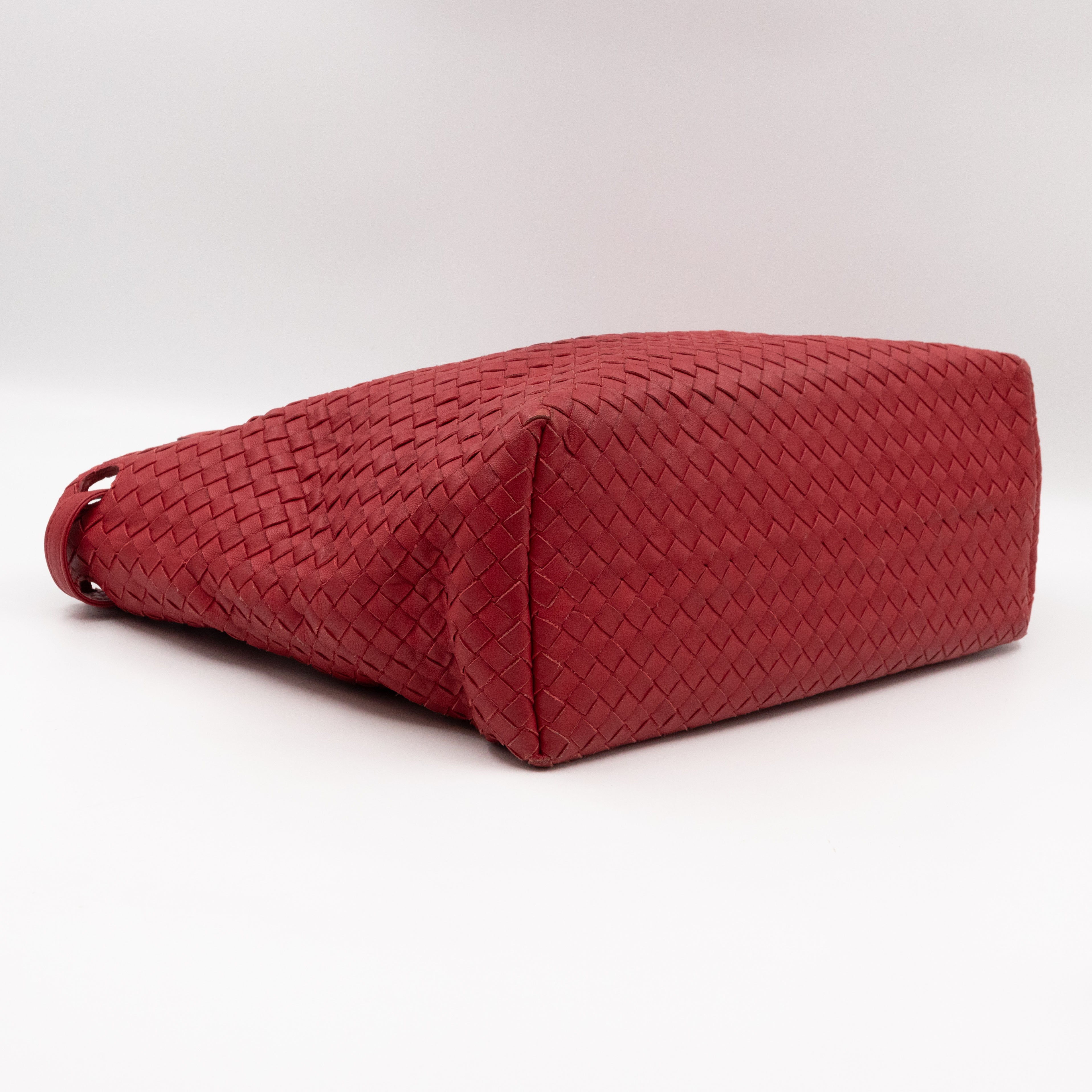 Garda Bella Shoulder Bag Red Intrecciato Lether