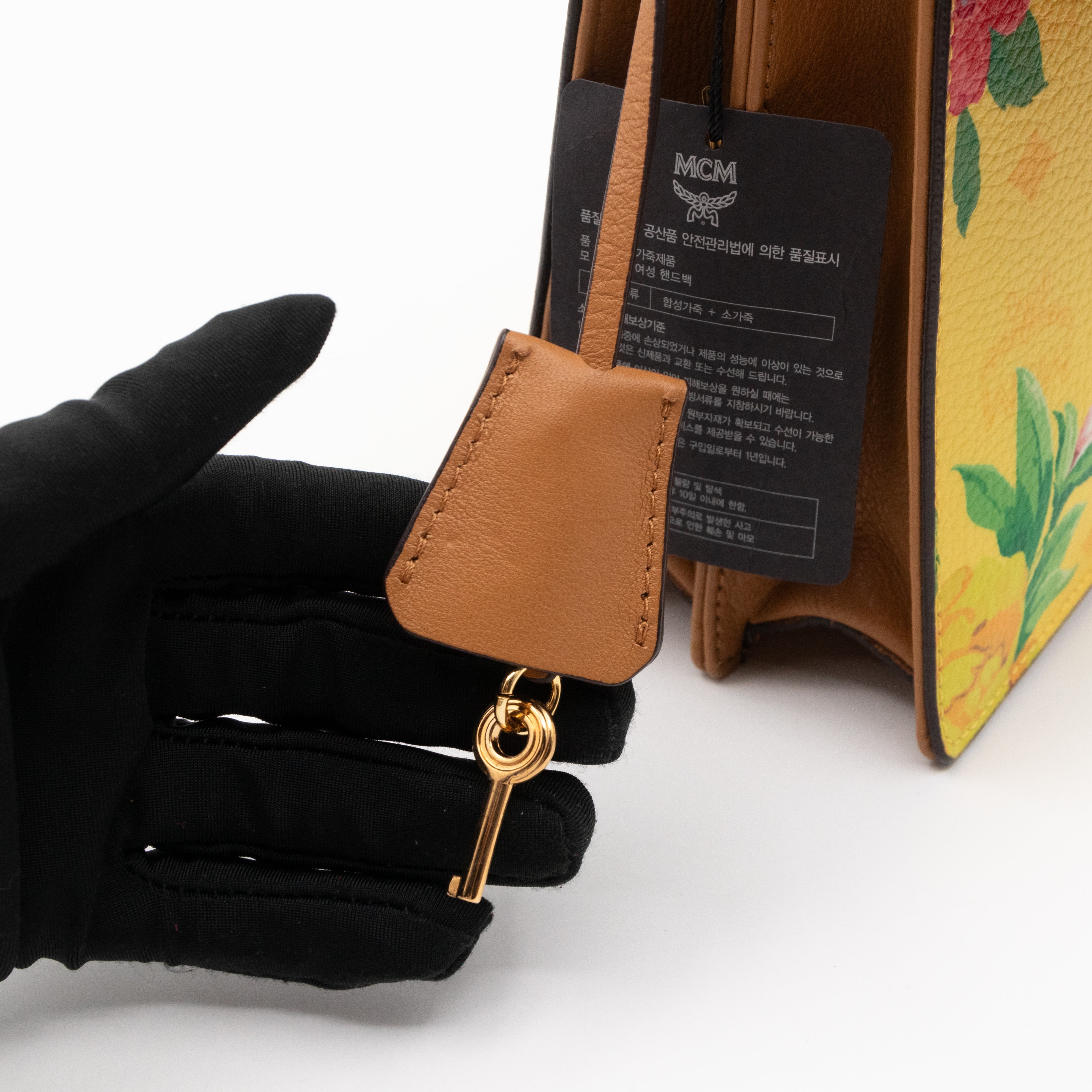 Paradiso Crossbody Bag x Phenomenon Yellow Visetos