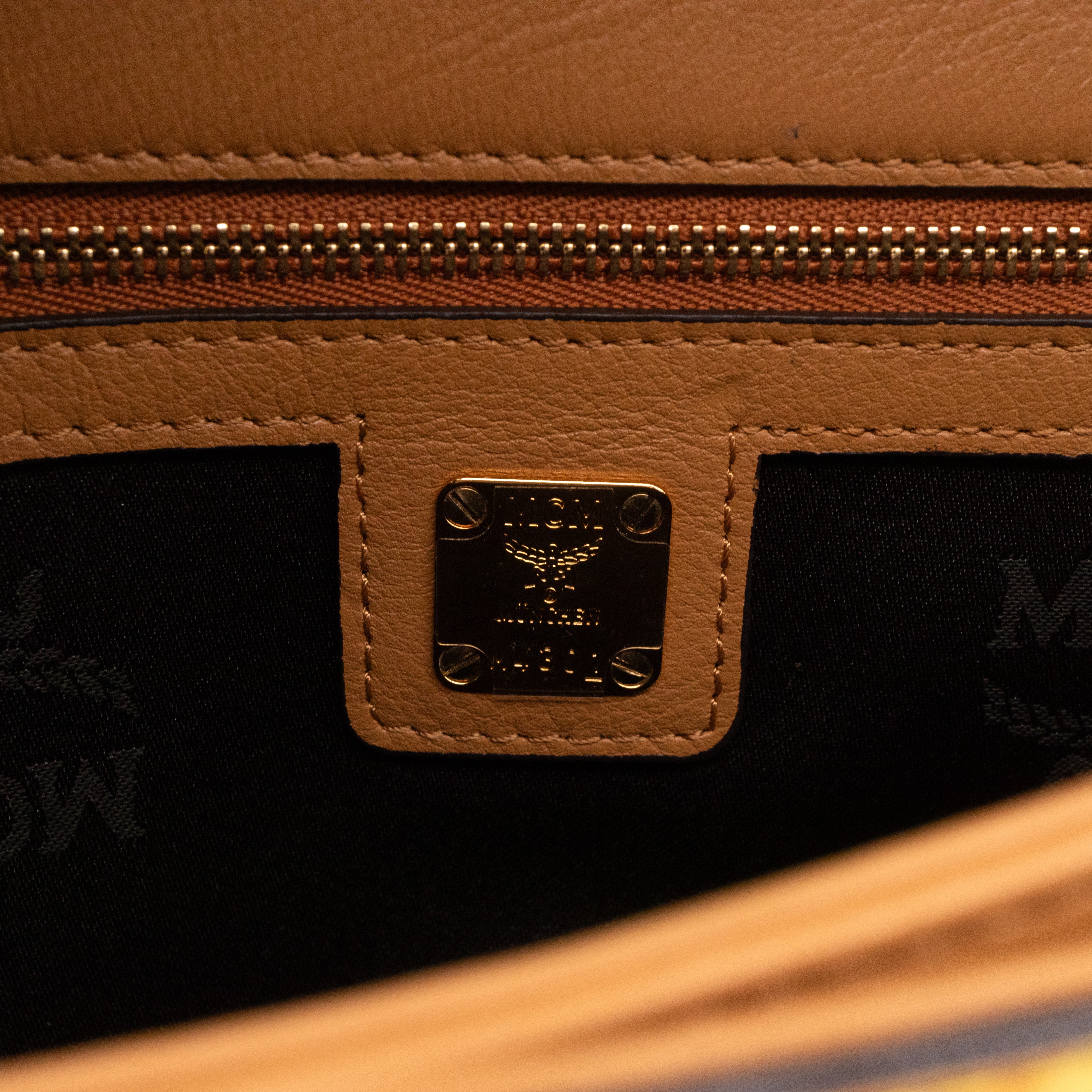 Paradiso Crossbody Bag x Phenomenon Yellow Visetos