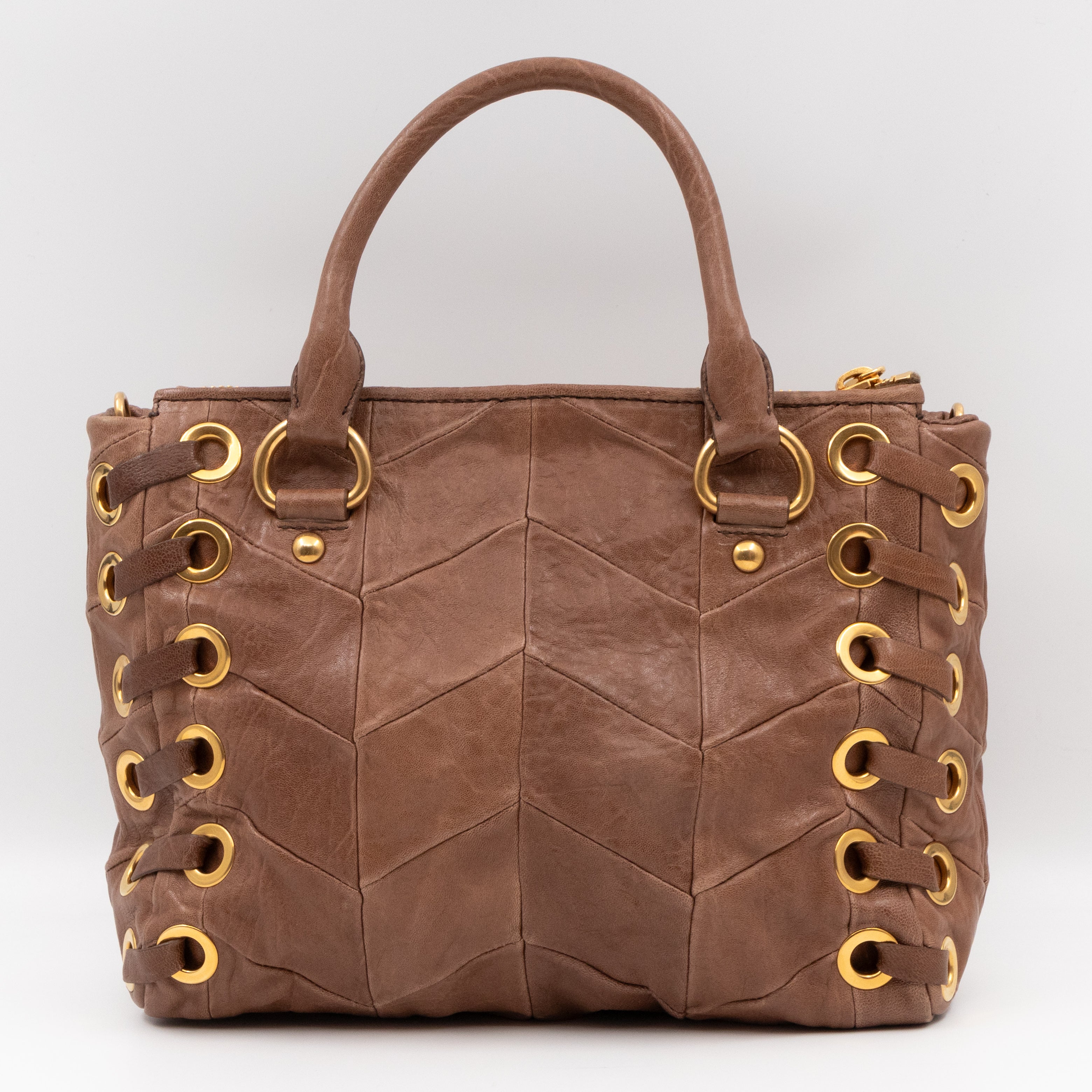 Grommet Tote Caramel Chevron Leather