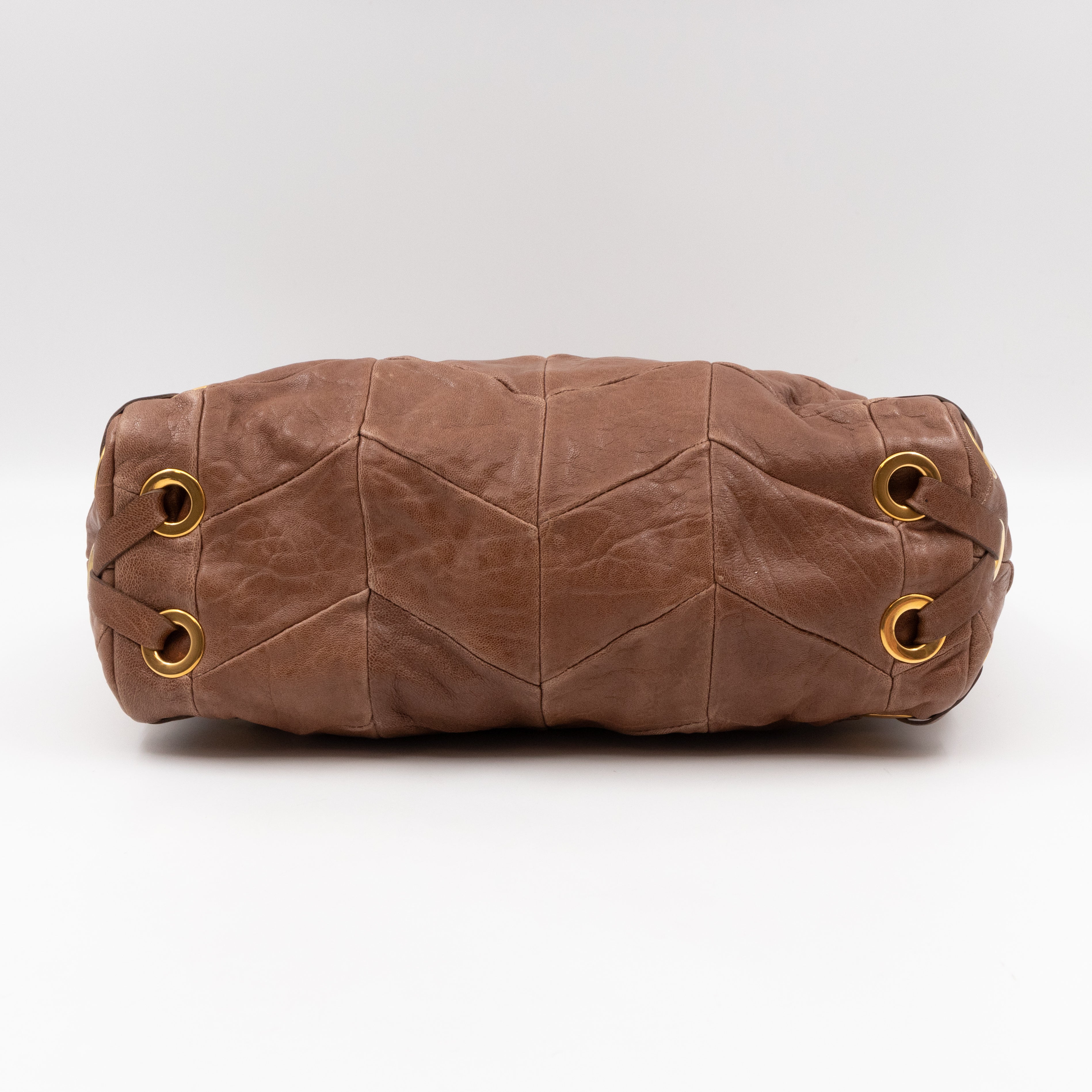 Grommet Tote Caramel Chevron Leather