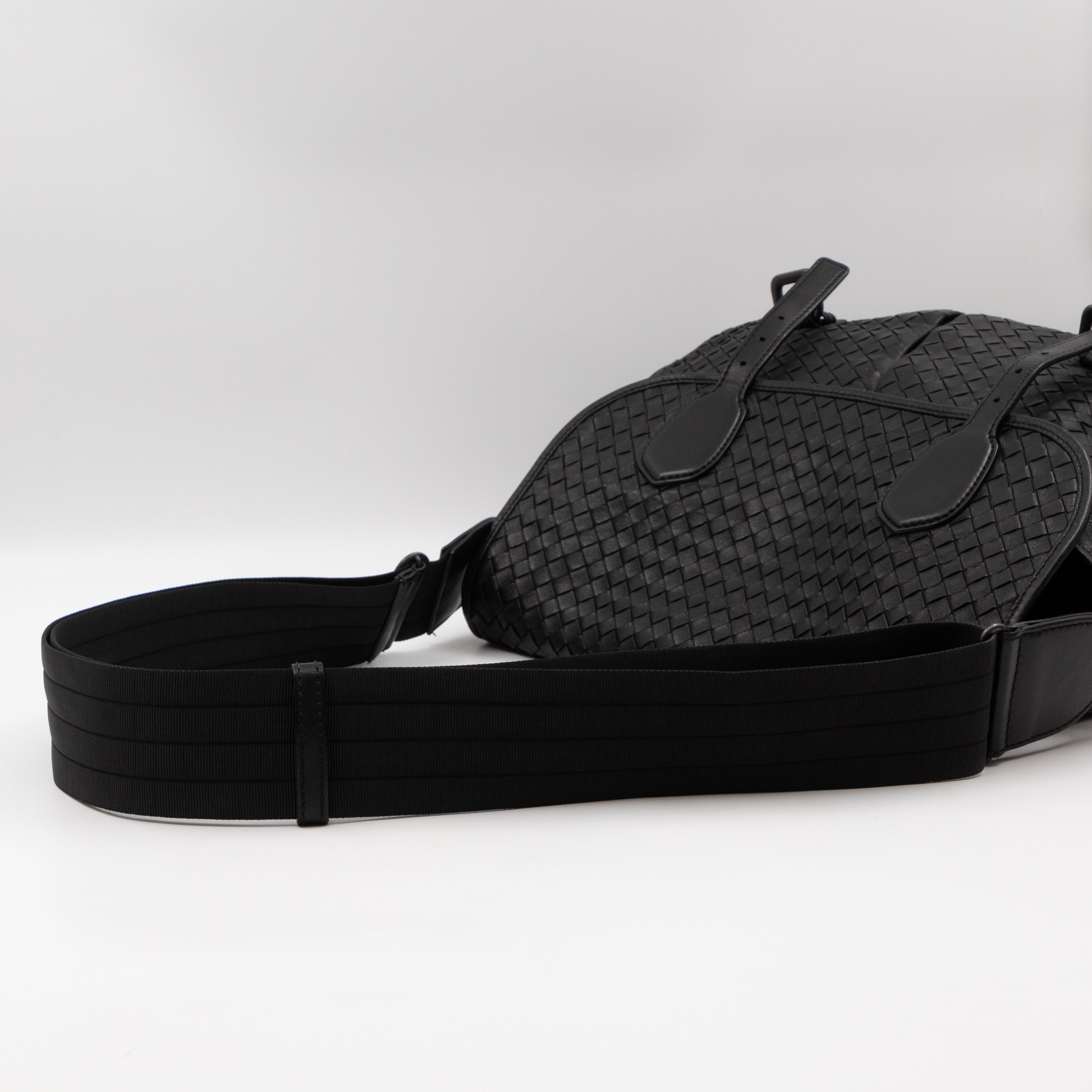 Gardena Messenger Bag Black Intrecciato Leather