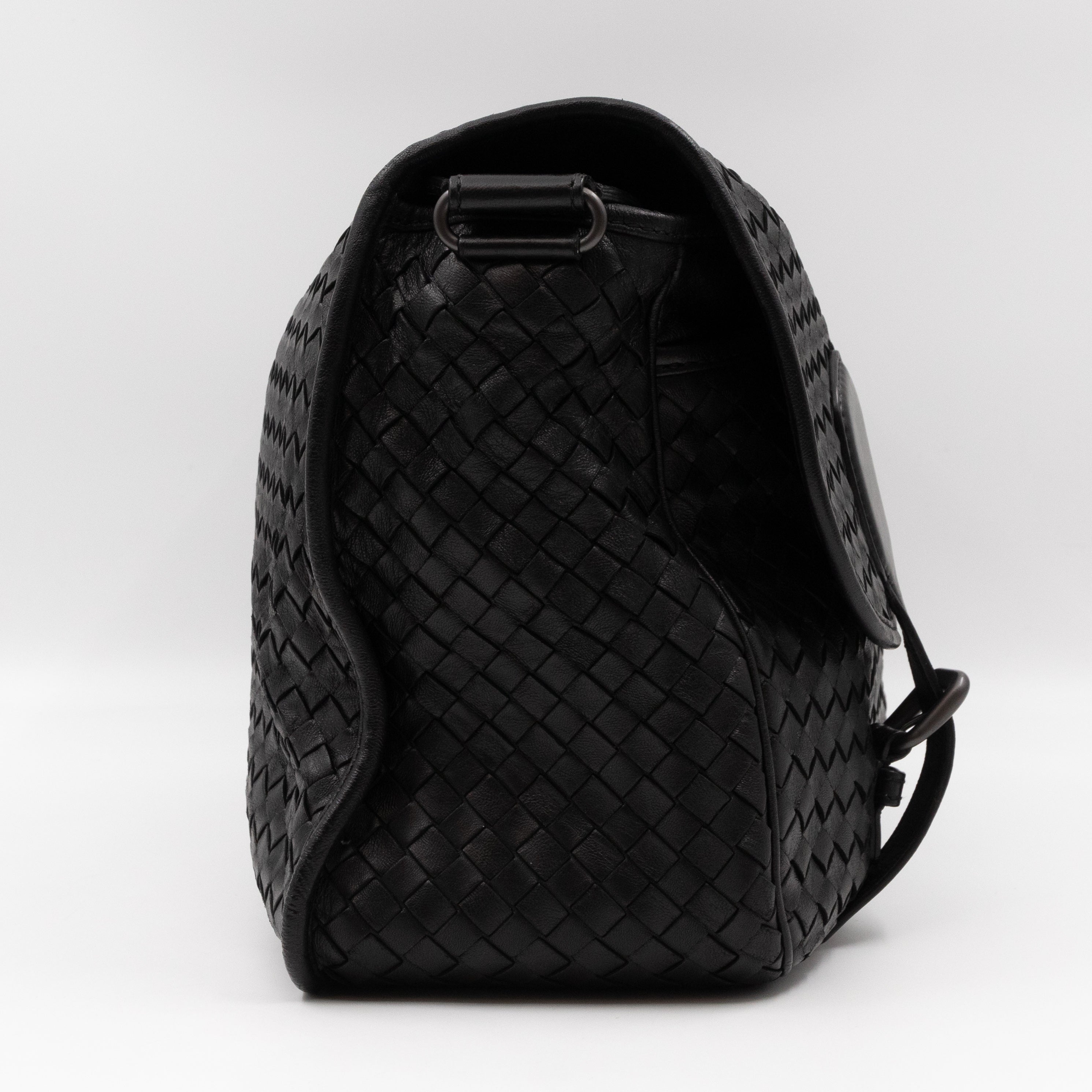 Gardena Messenger Bag Black Intrecciato Leather