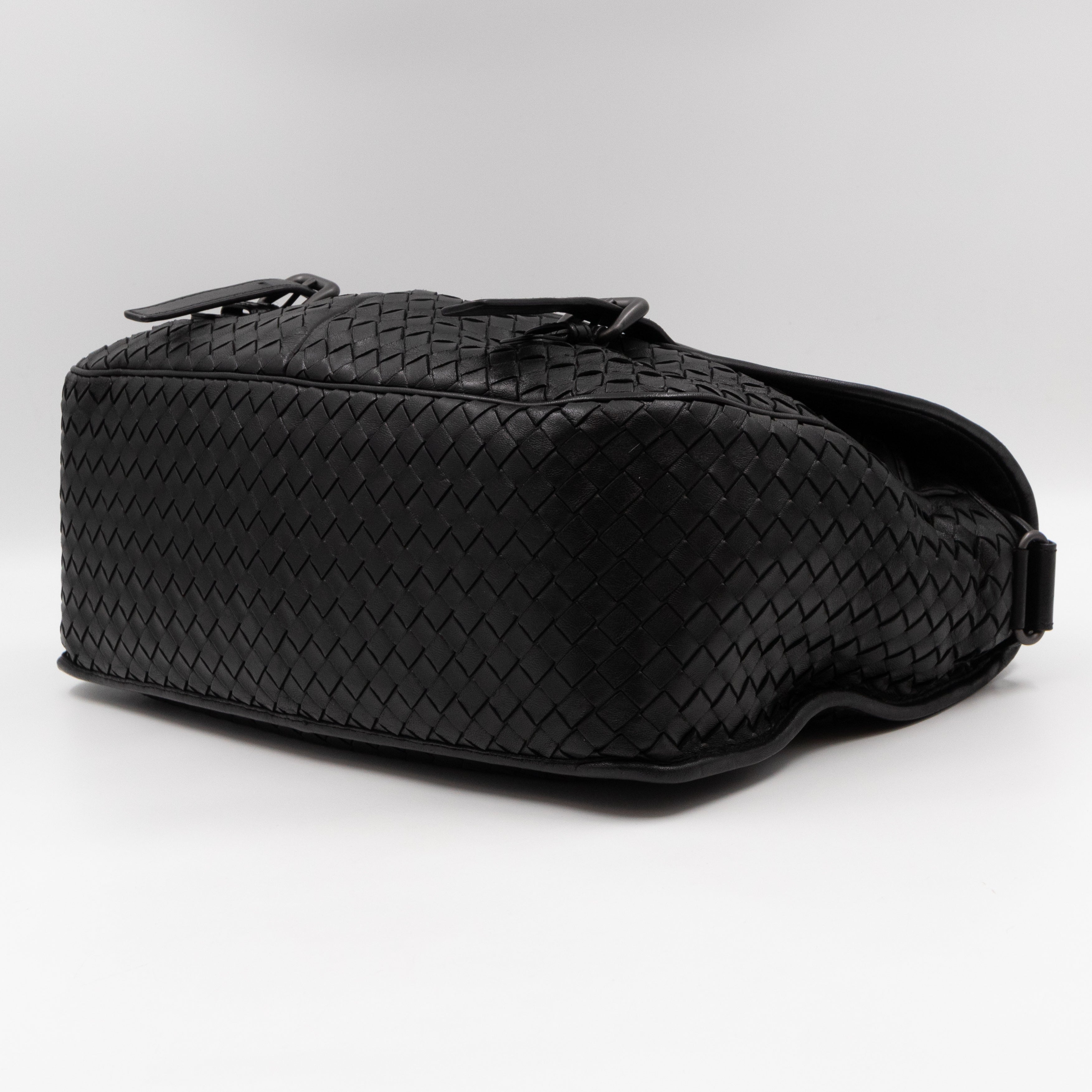 Gardena Messenger Bag Black Intrecciato Leather