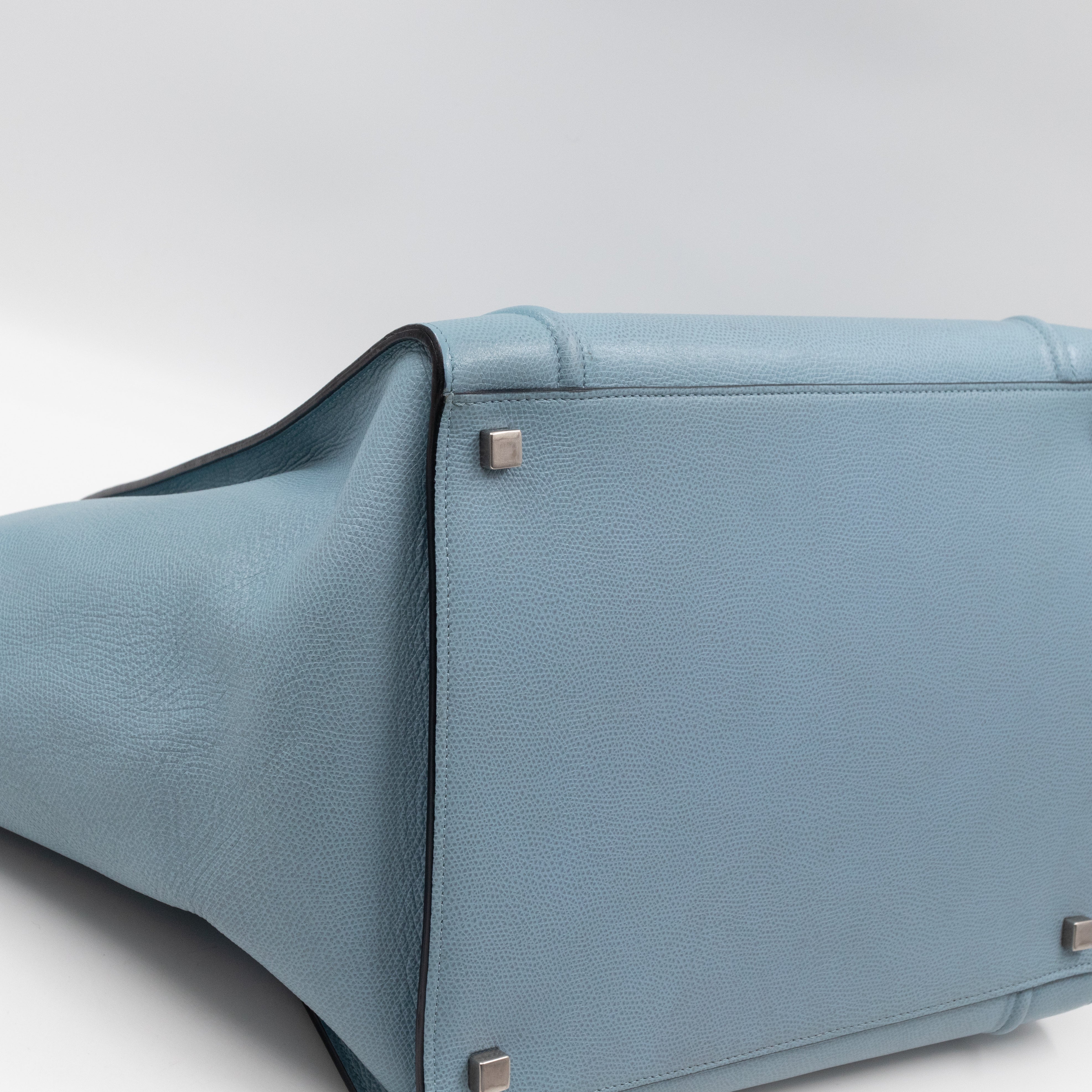 Phantom Medium Luggage Slate Blue Leather
