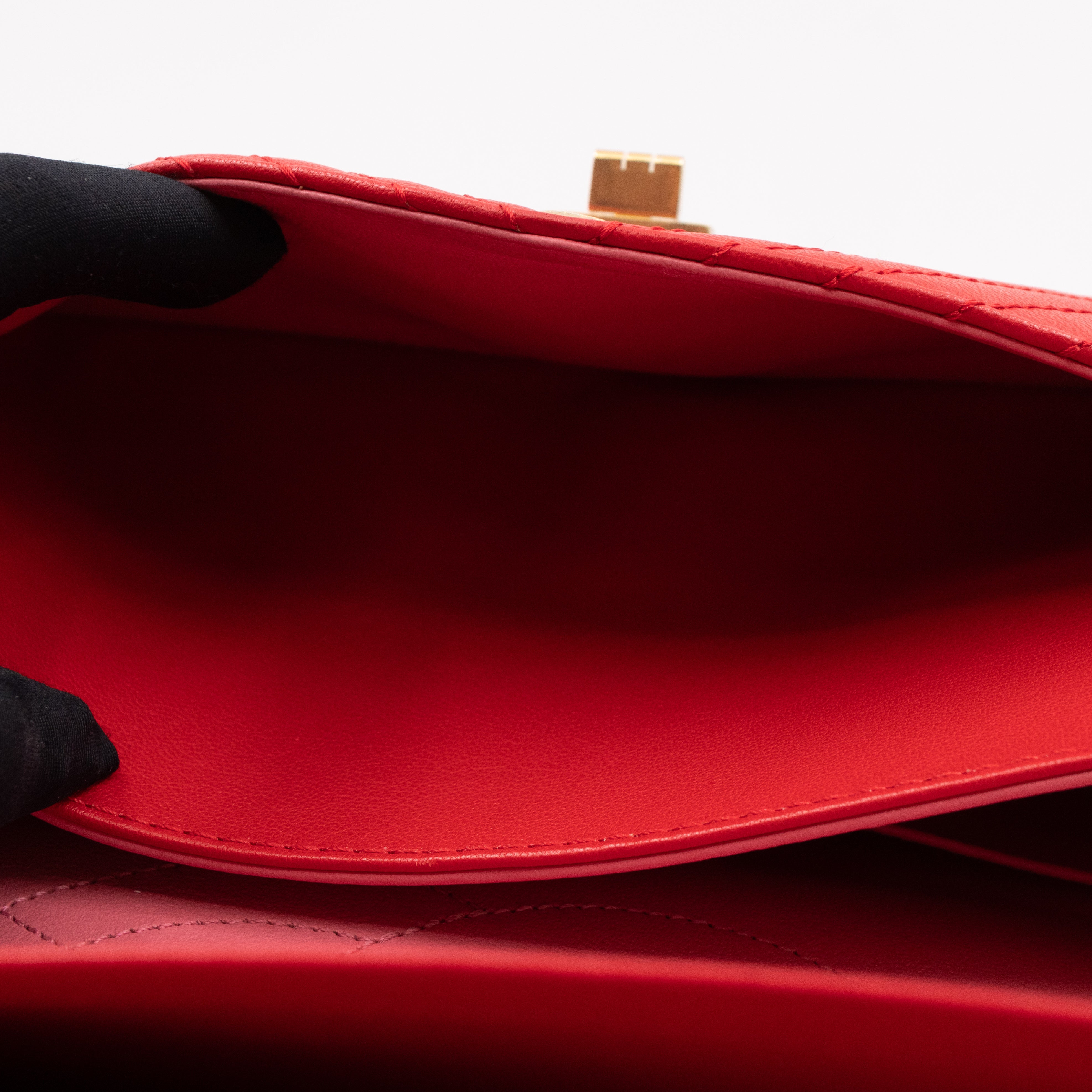 2.55 Reissue 225 Medium Red Chevron Leather