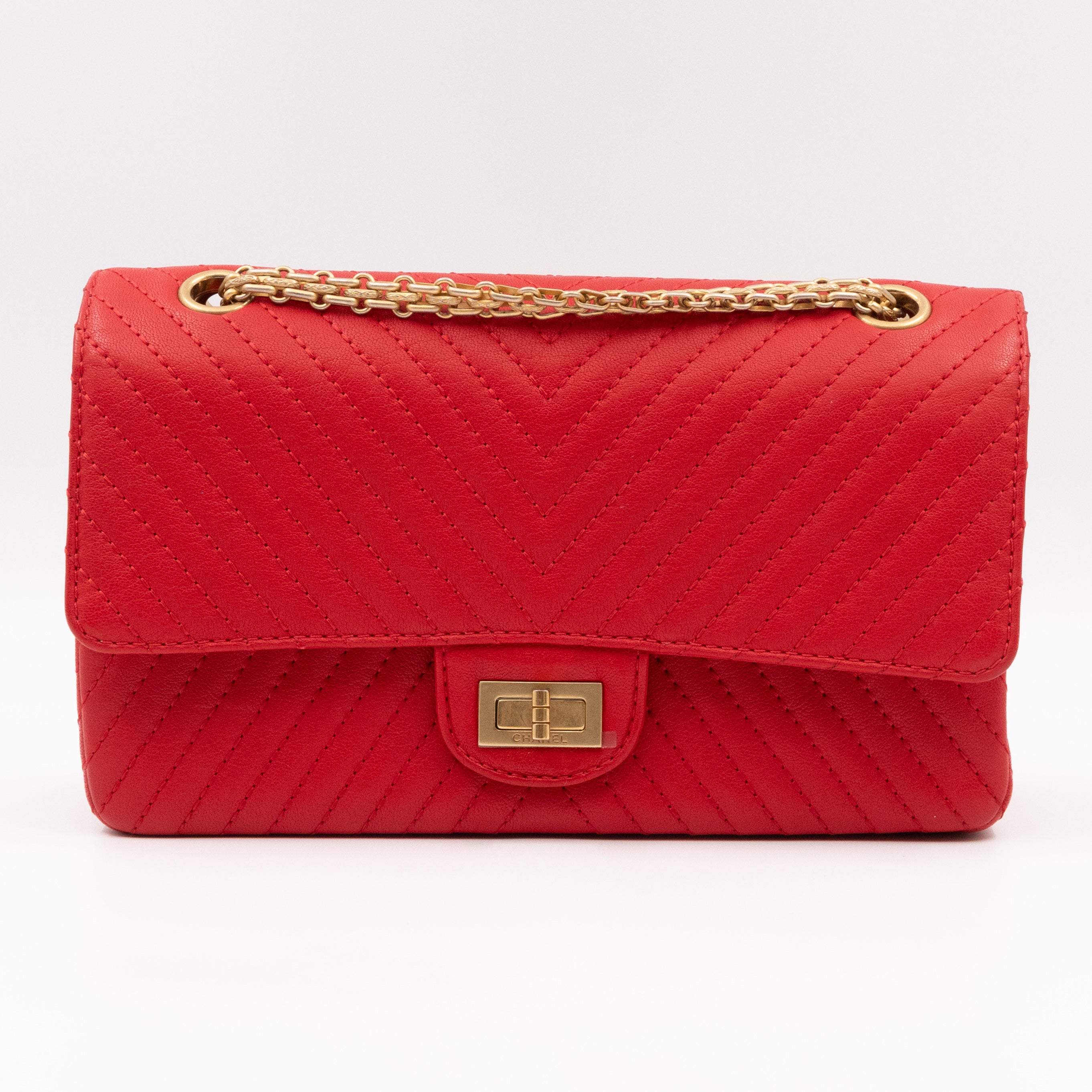 2.55 Reissue 225 Medium Red Chevron Leather