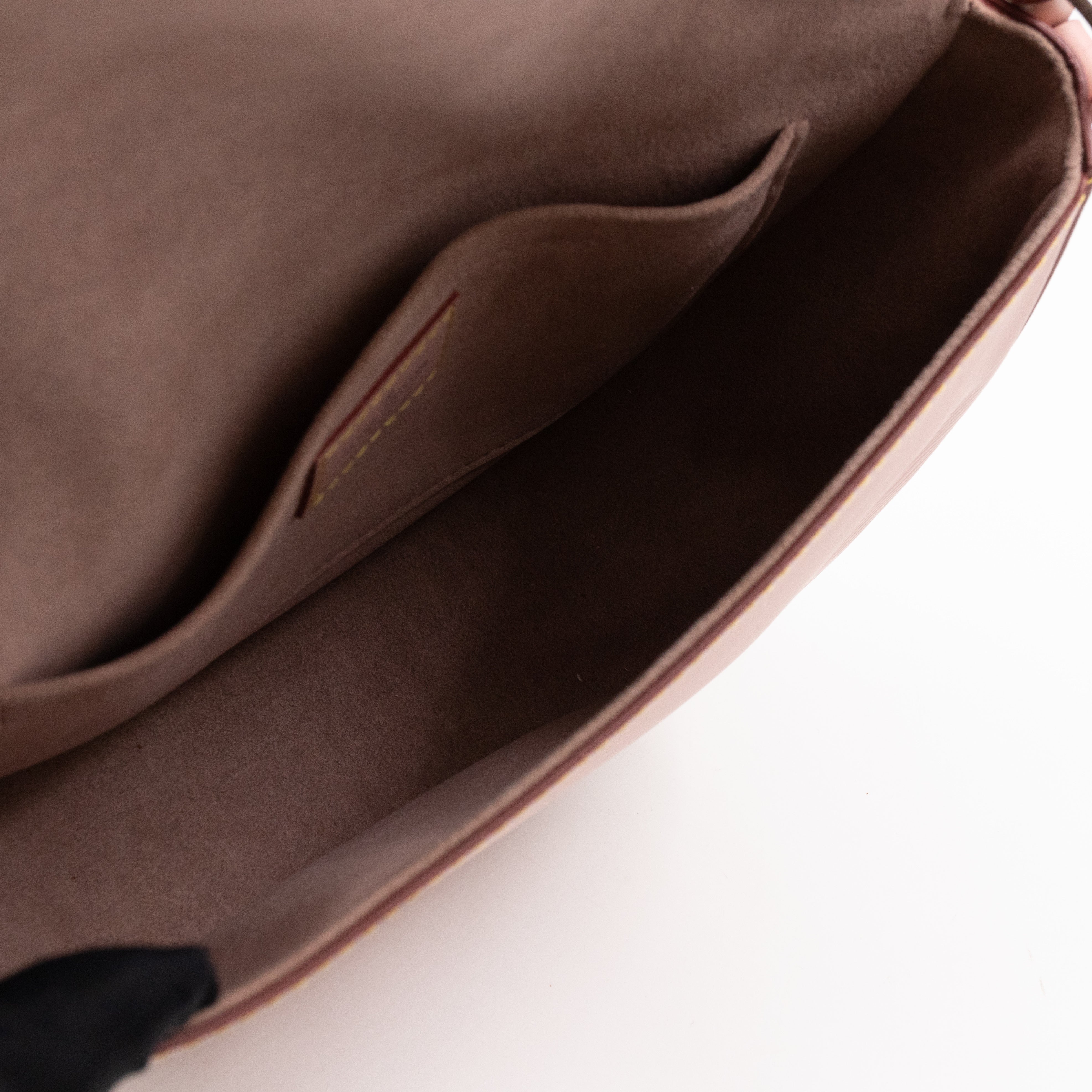 Saint Cloud NM Rose Ballerine Epi