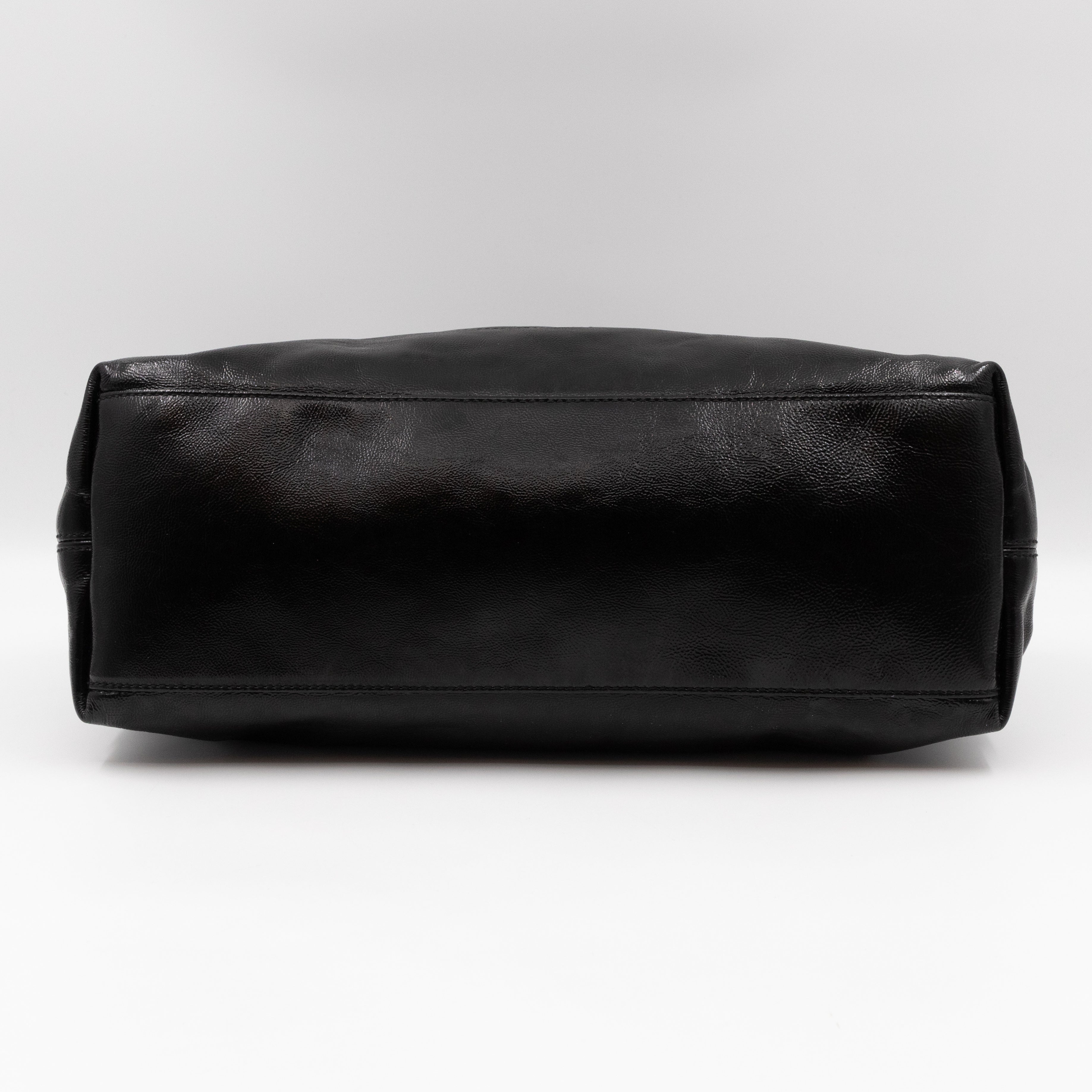 Soho Tassel Chain Tote Crumpled Black Patent Leather