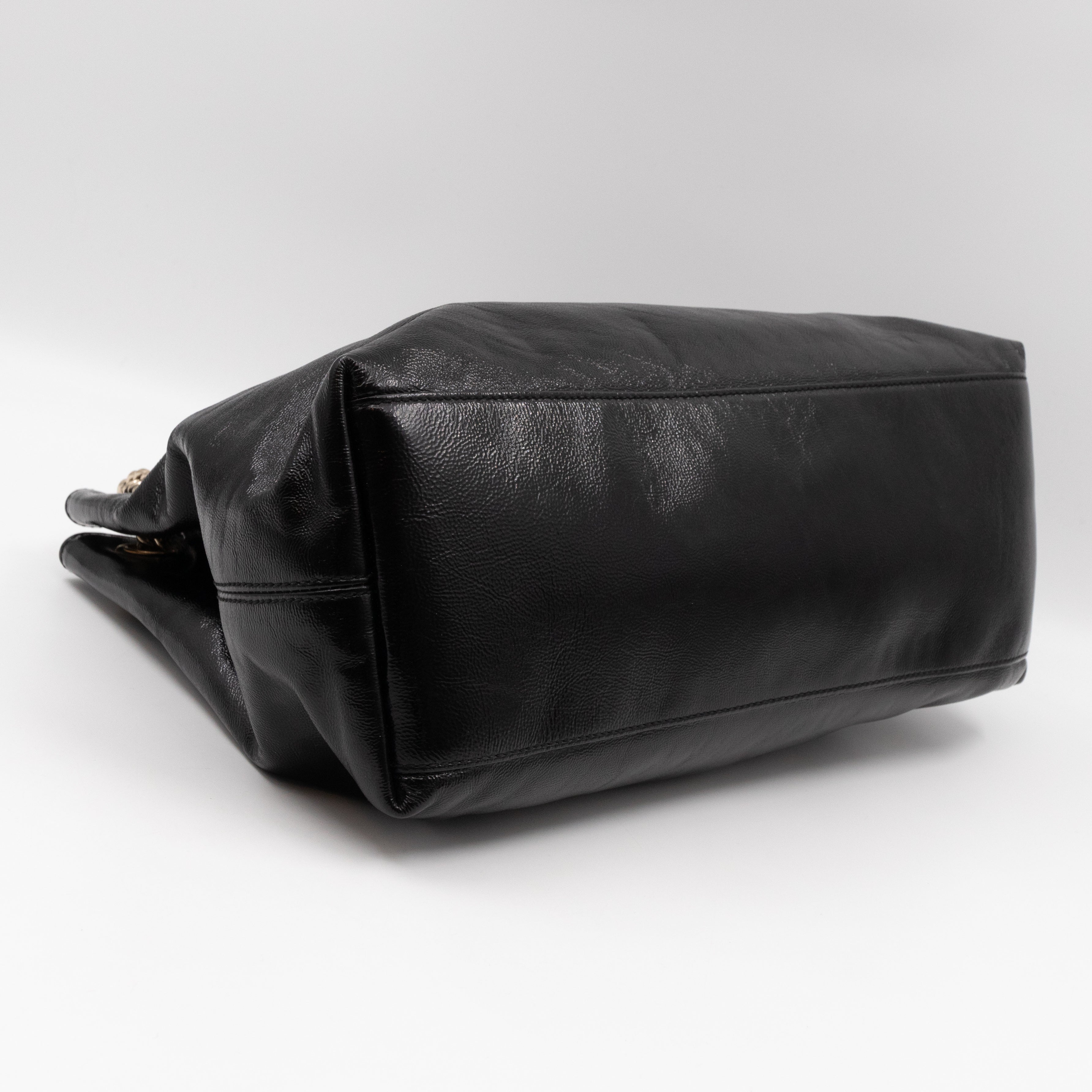 Soho Tassel Chain Tote Crumpled Black Patent Leather