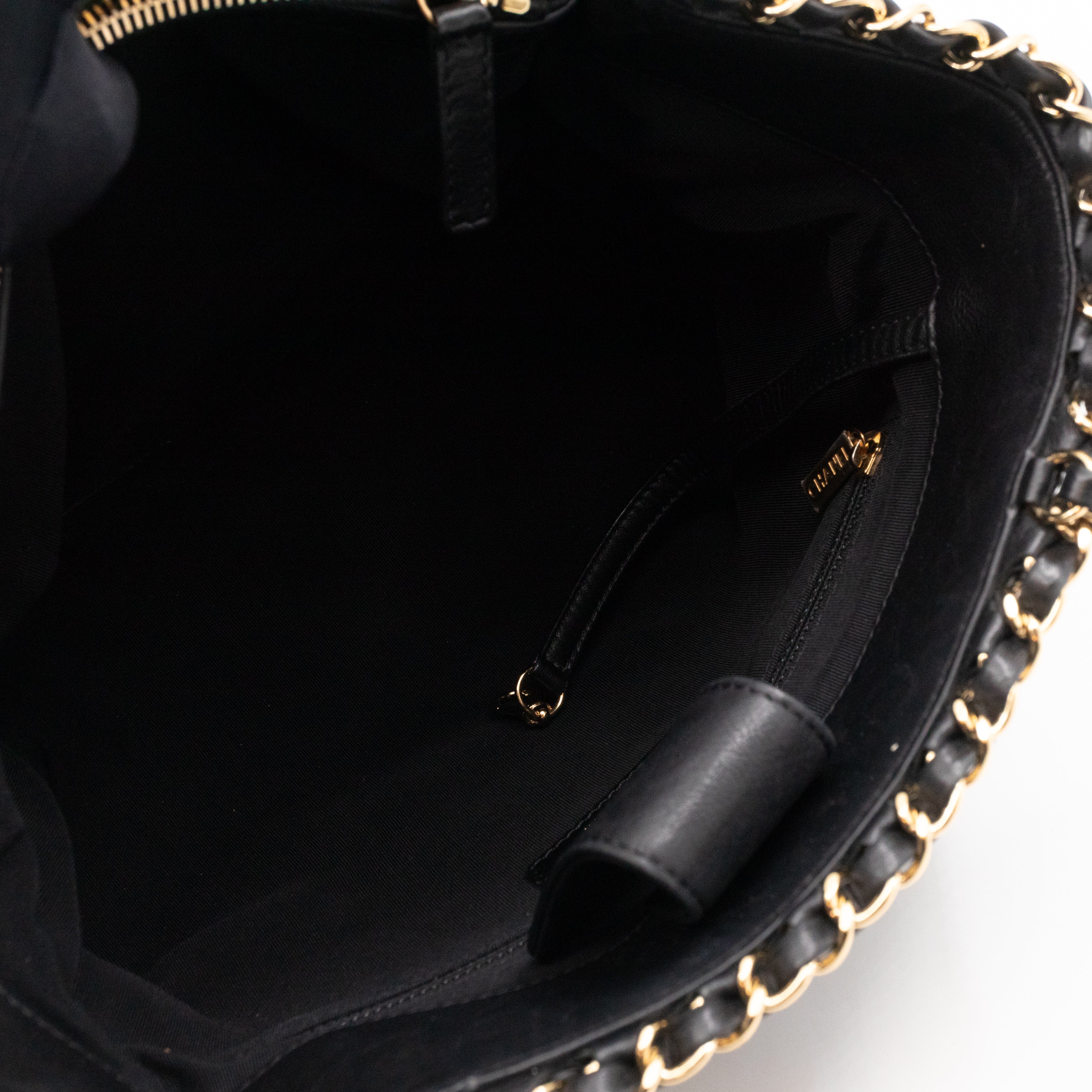 Chain Me Tote Black Calfskin Leather