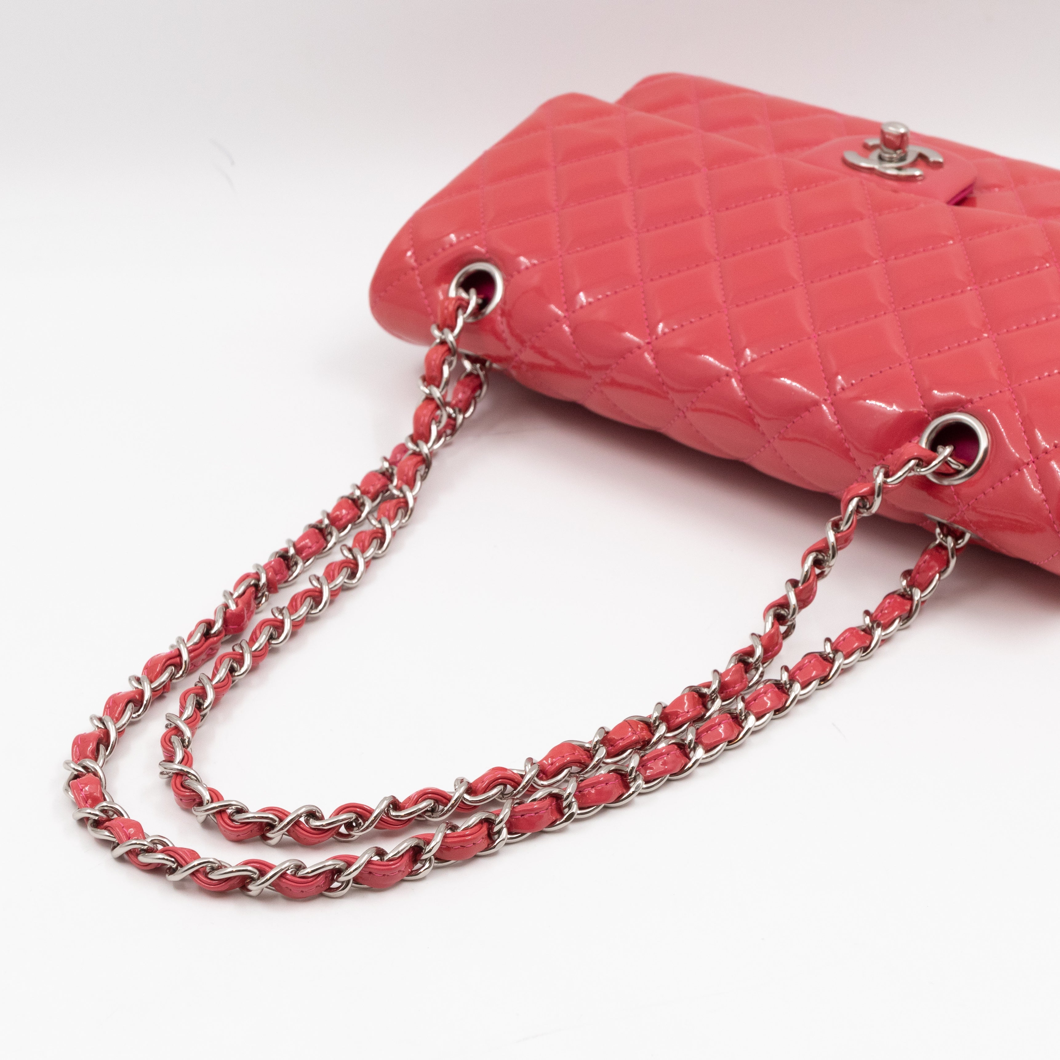 Classic Double Flap Medium Pink Patent Leather