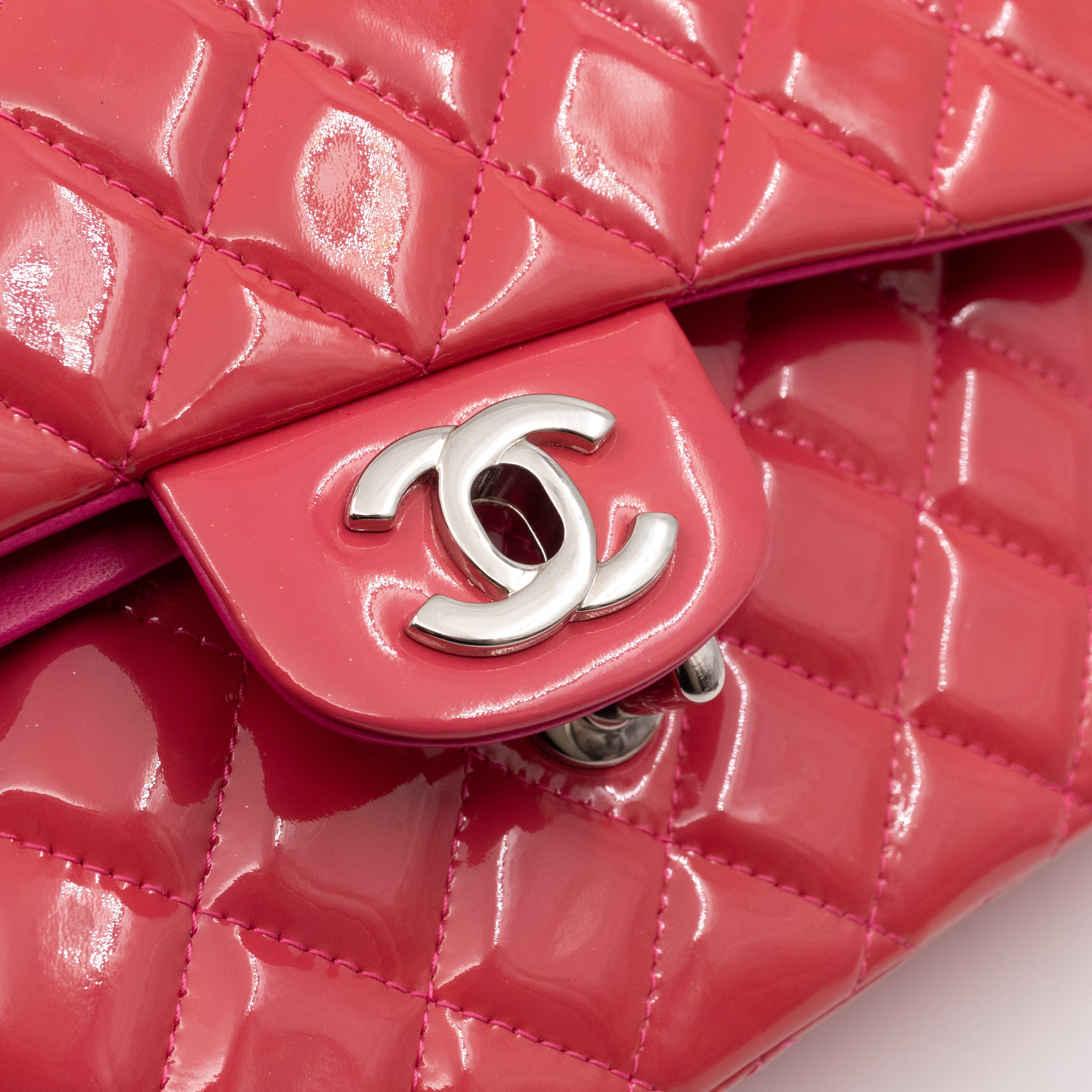 Classic Double Flap Medium Pink Patent Leather