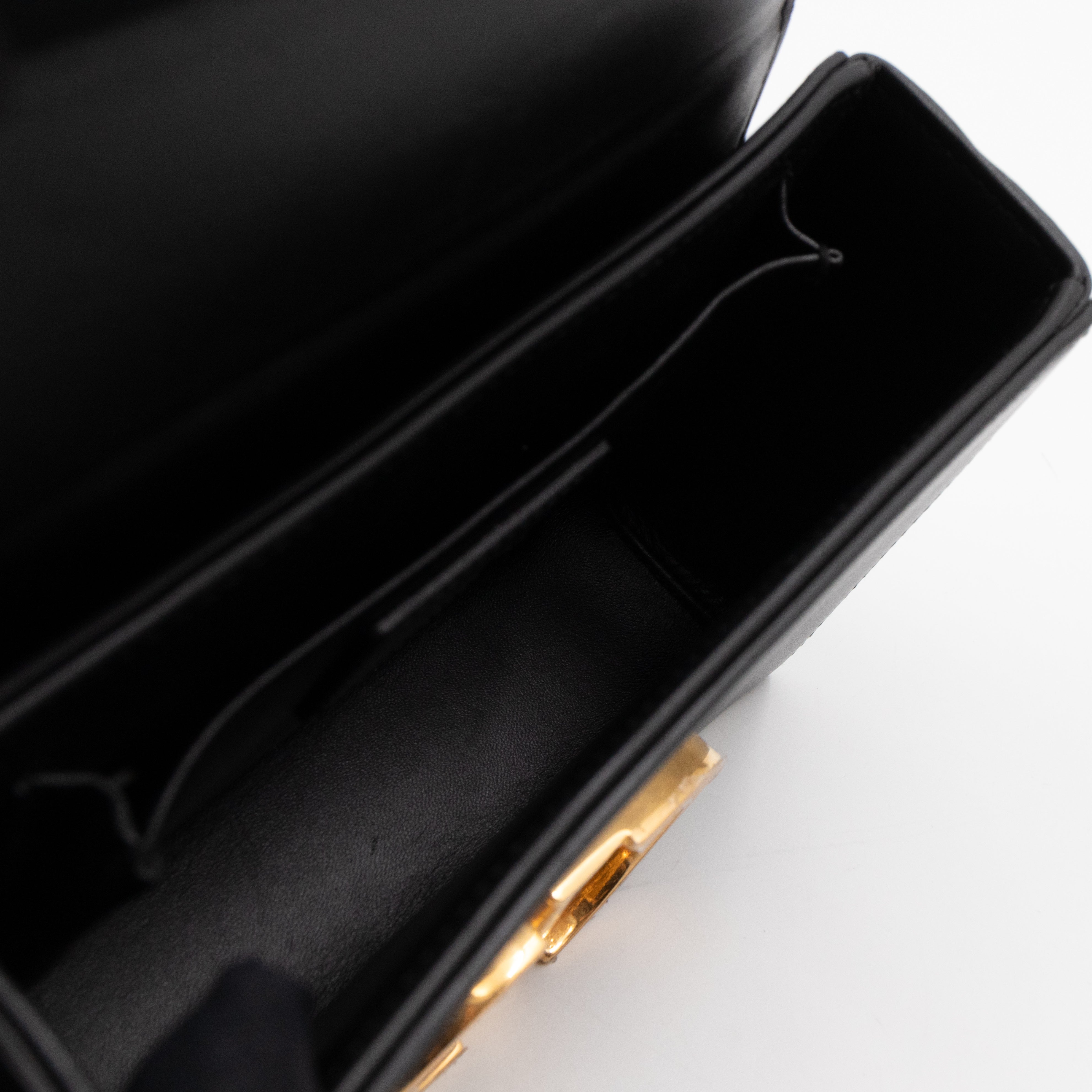 Box 30 Montaigne Black Leather