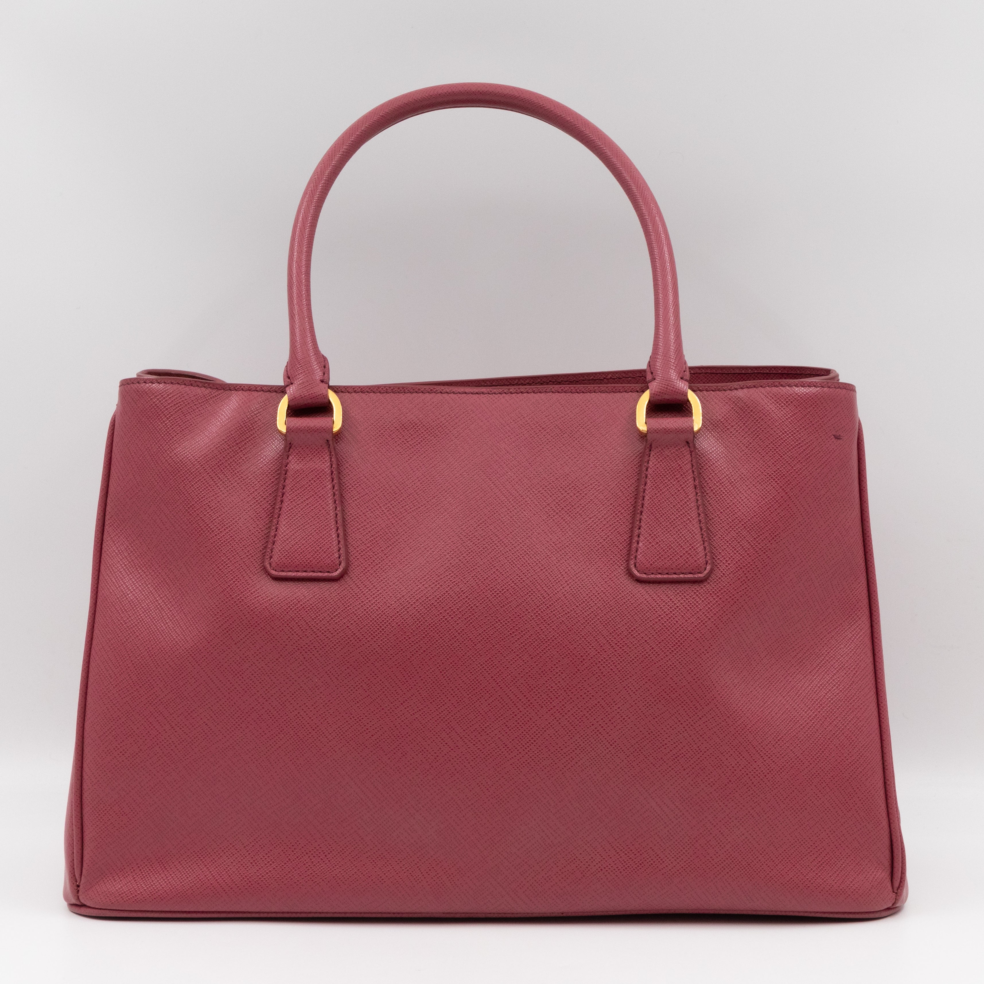 Galleria Medium Single Zip Mauve Saffiano