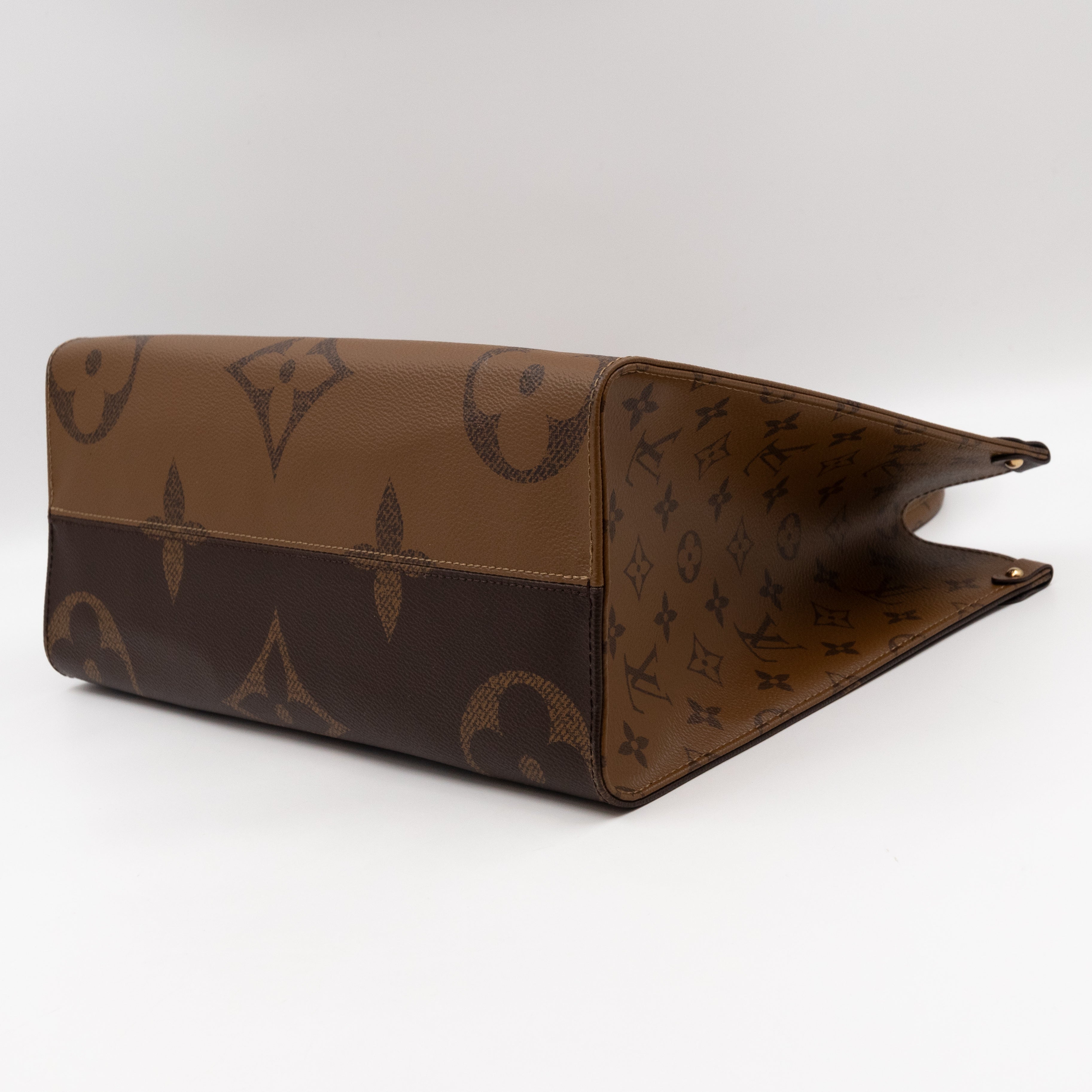 Onthego MM Monogram Reverse