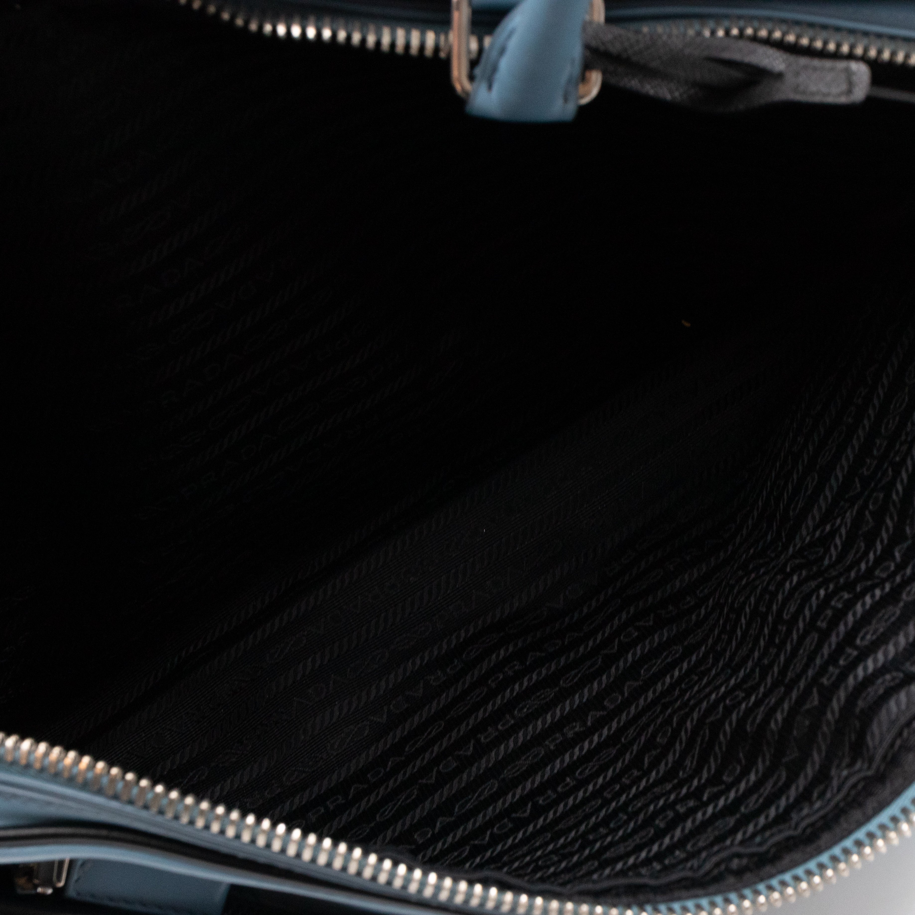 Duffle James Jean Large Blue Leather