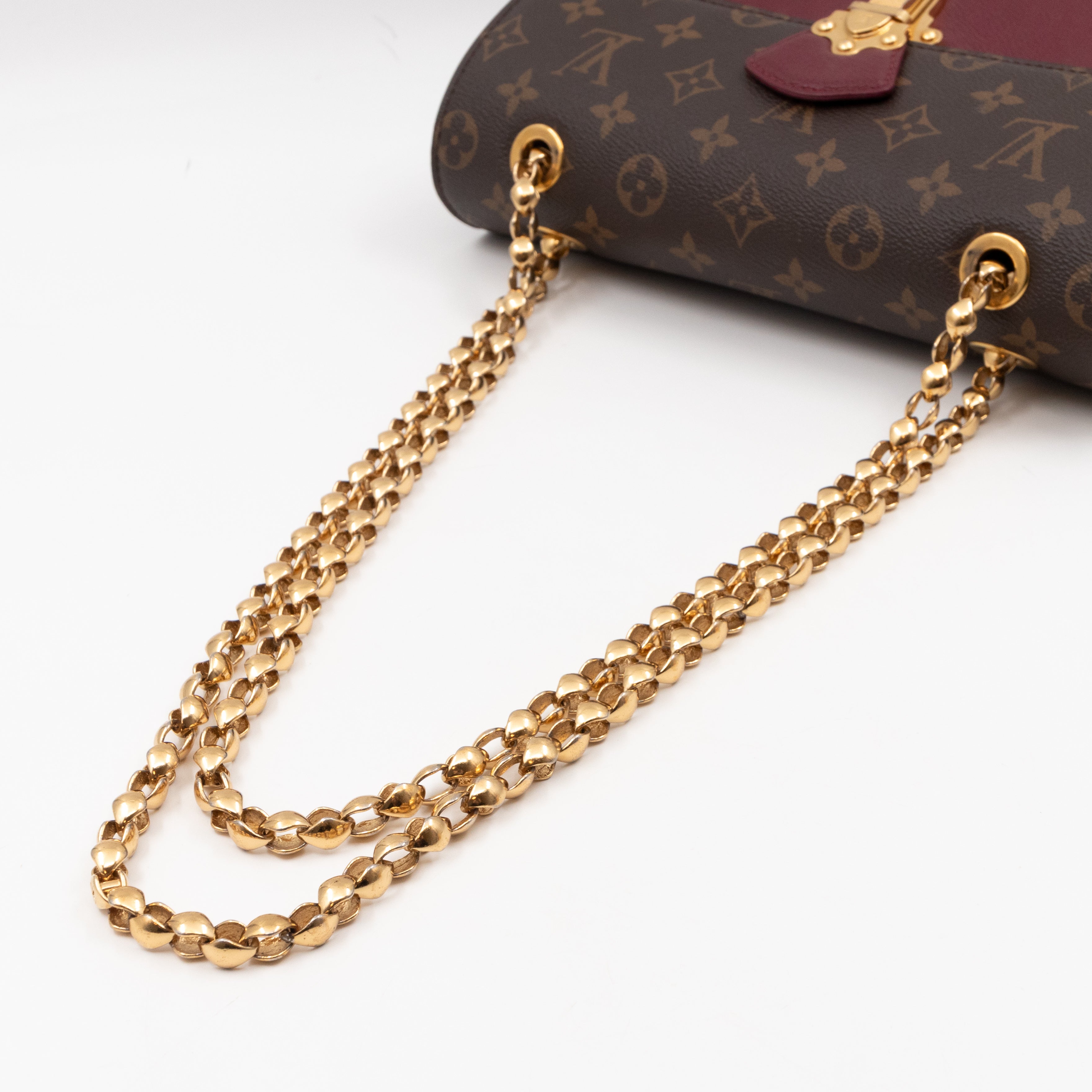 Victoire Monogram Raisin