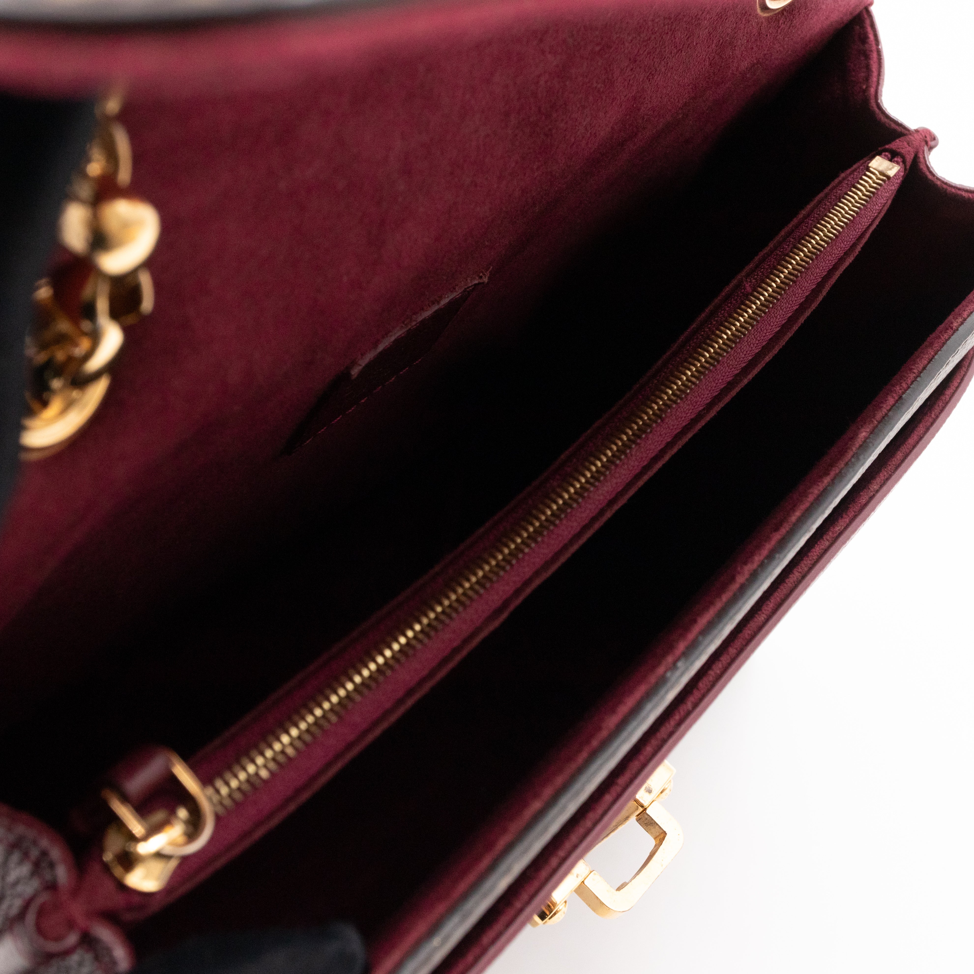 Victoire Monogram Raisin